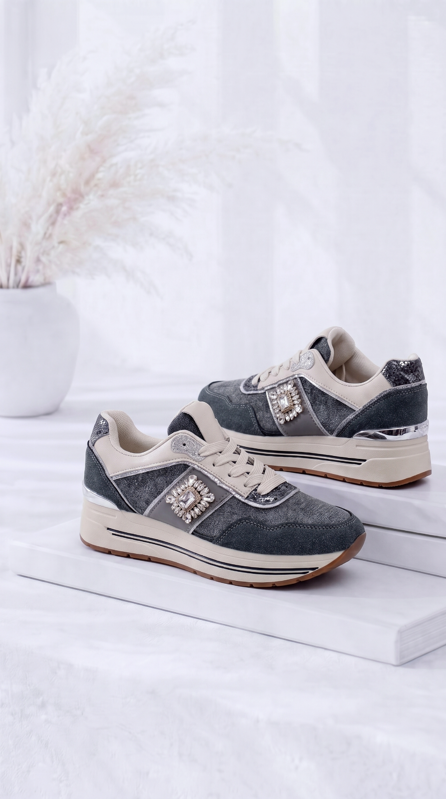 Sneaker Solstice Brooch *Jeansblau*