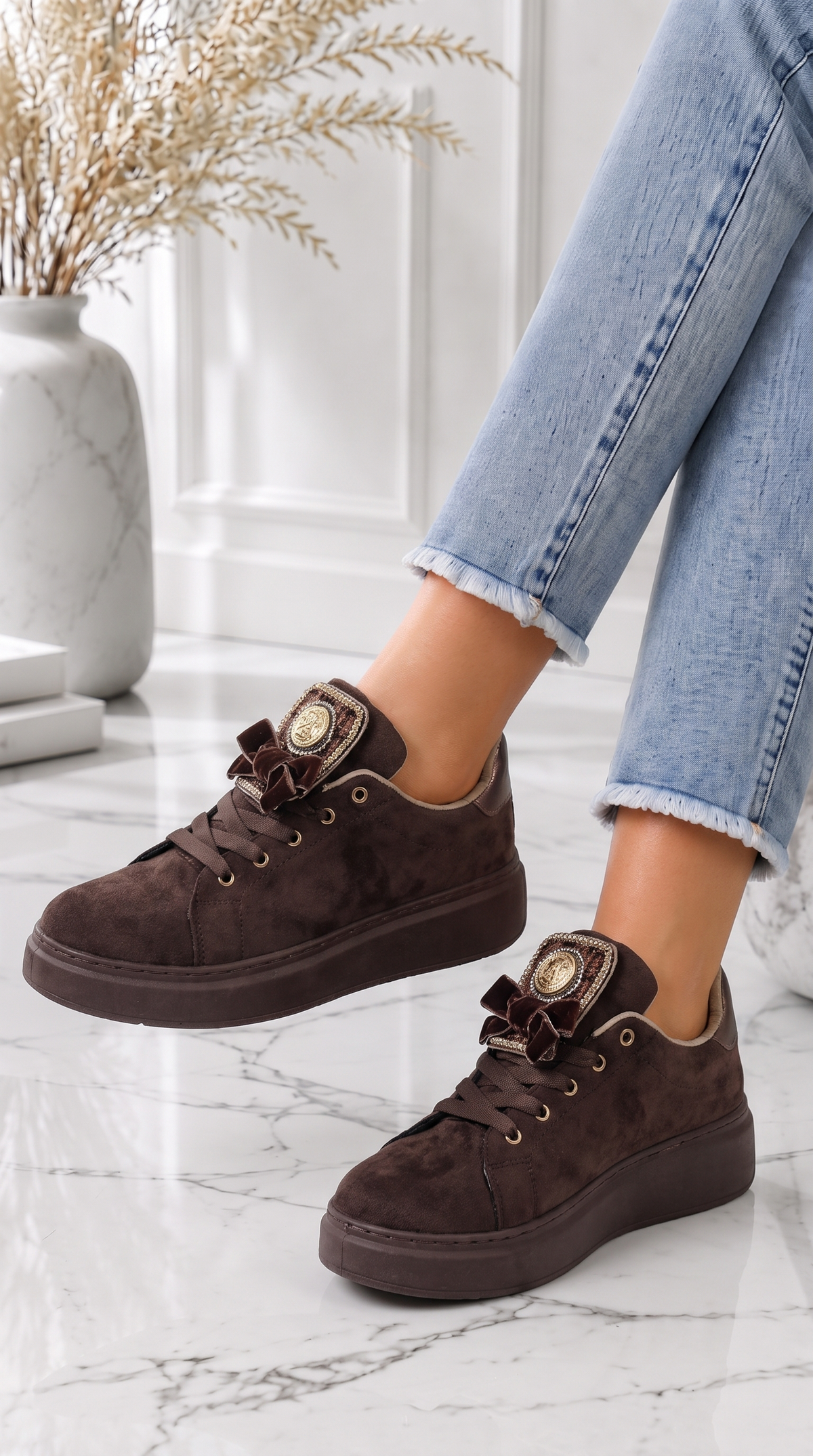 Sneaker Medaillon Luxe *Schoko*