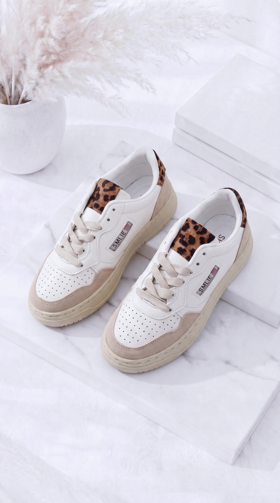 Sneaker Koru