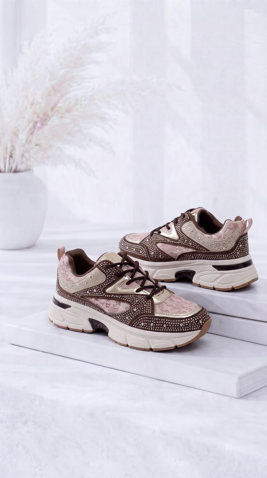 Sneaker Vellum