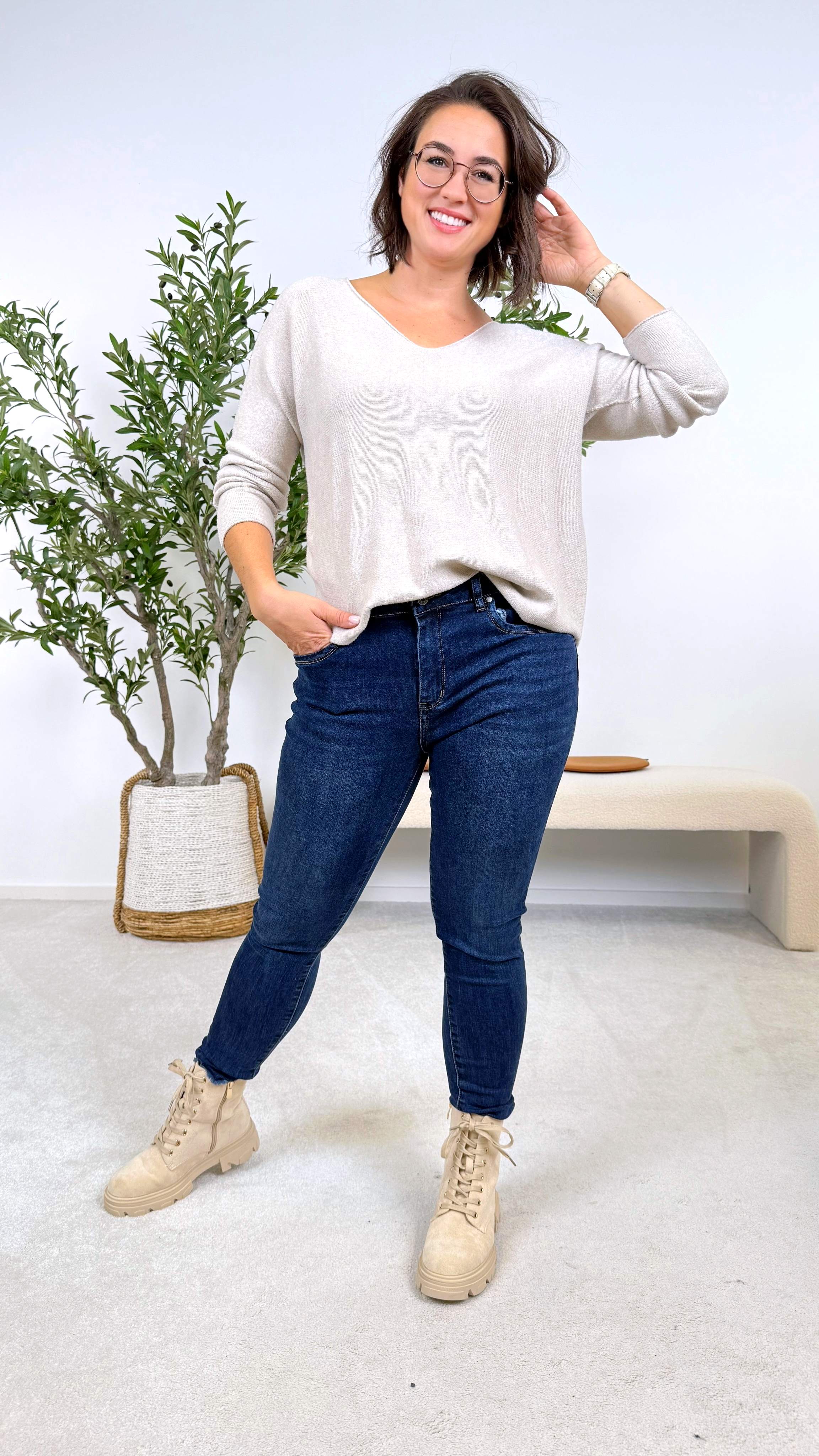 Pullover Button Queen (6 Farben) - Power of Princess