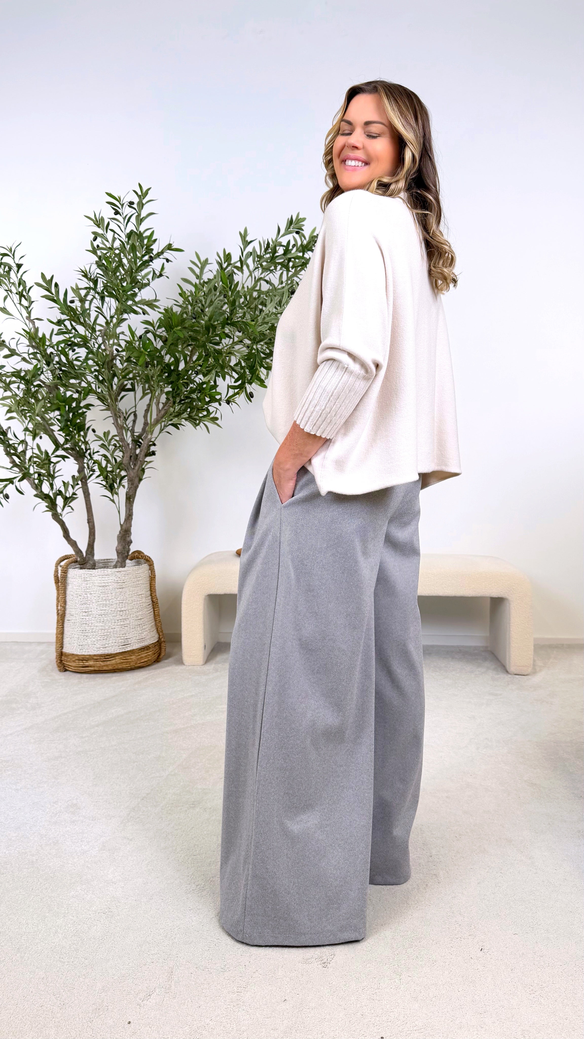 Pullover Frosty Hug (13 Farben)