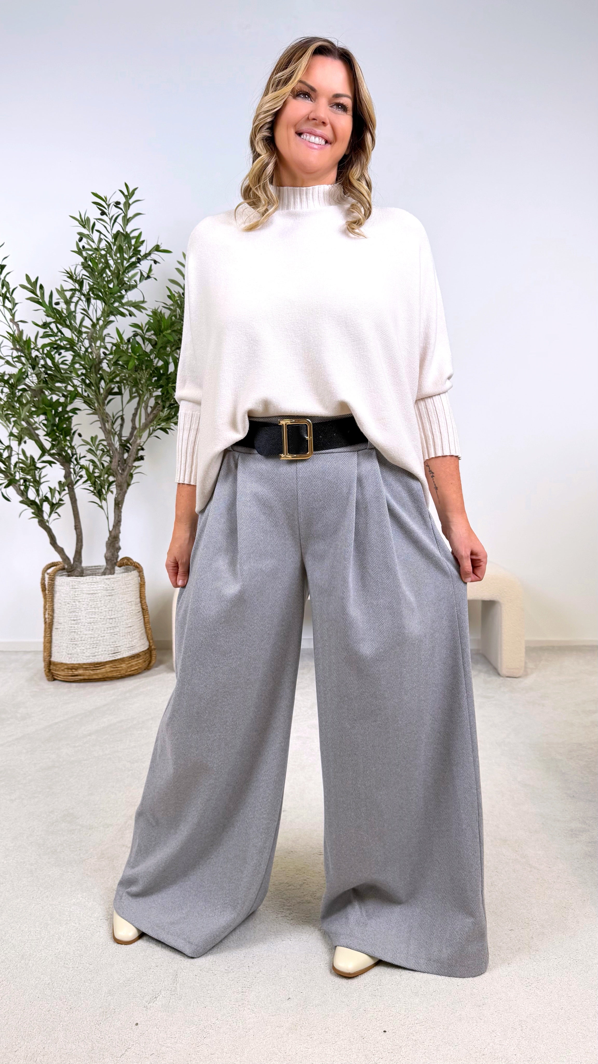 Pullover Frosty Hug (13 Farben)