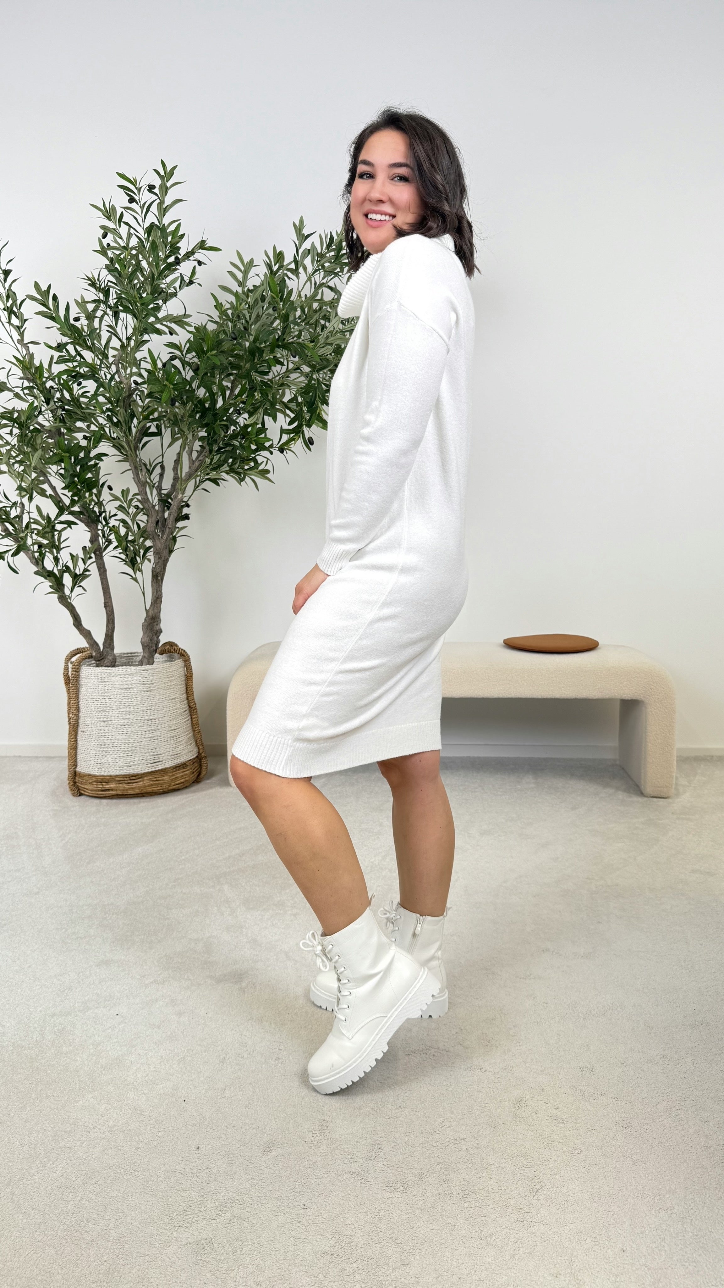 Strickkleid Arina Snow *Weiß*