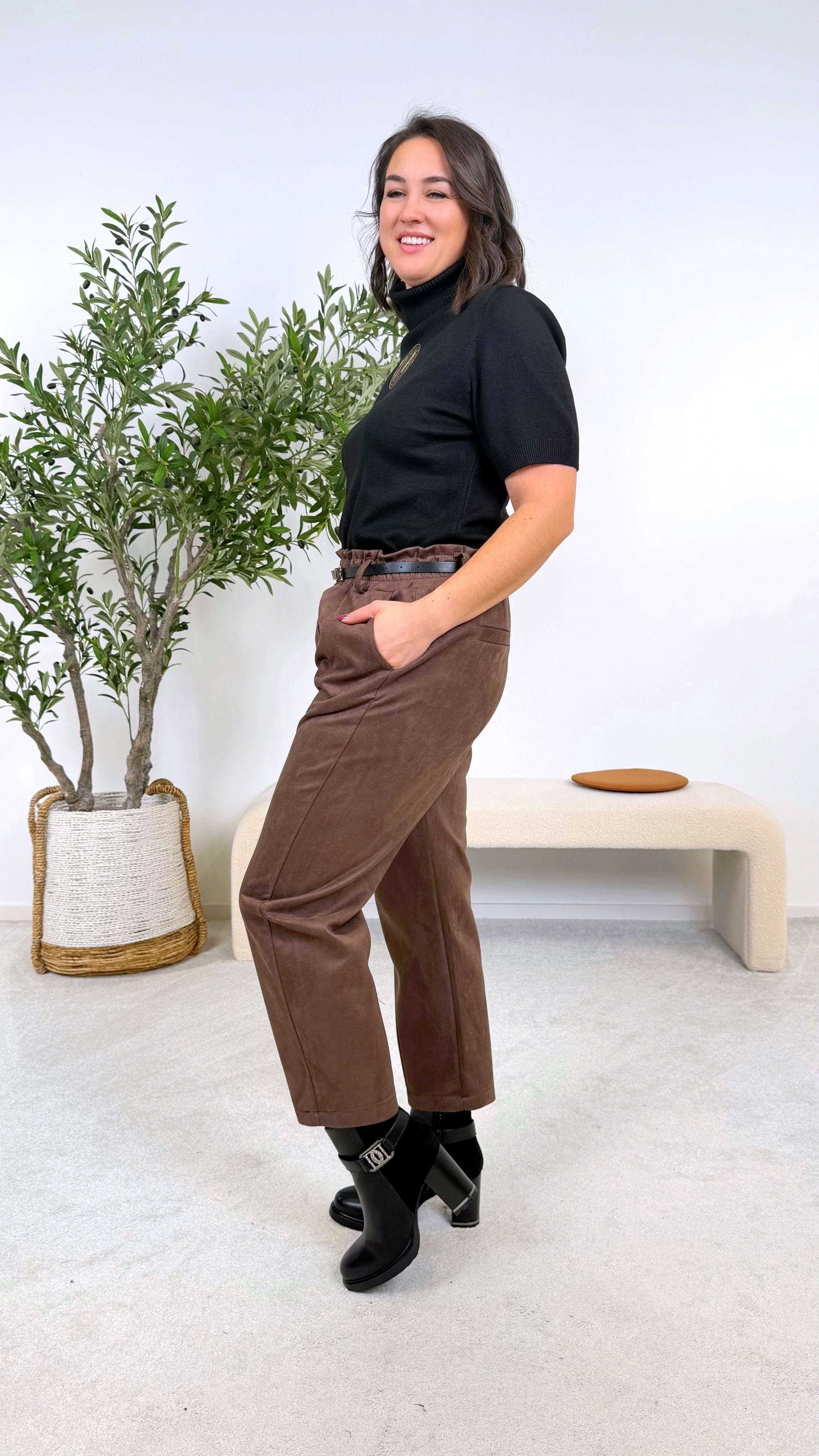 Hose Lara Ease *Schoko*