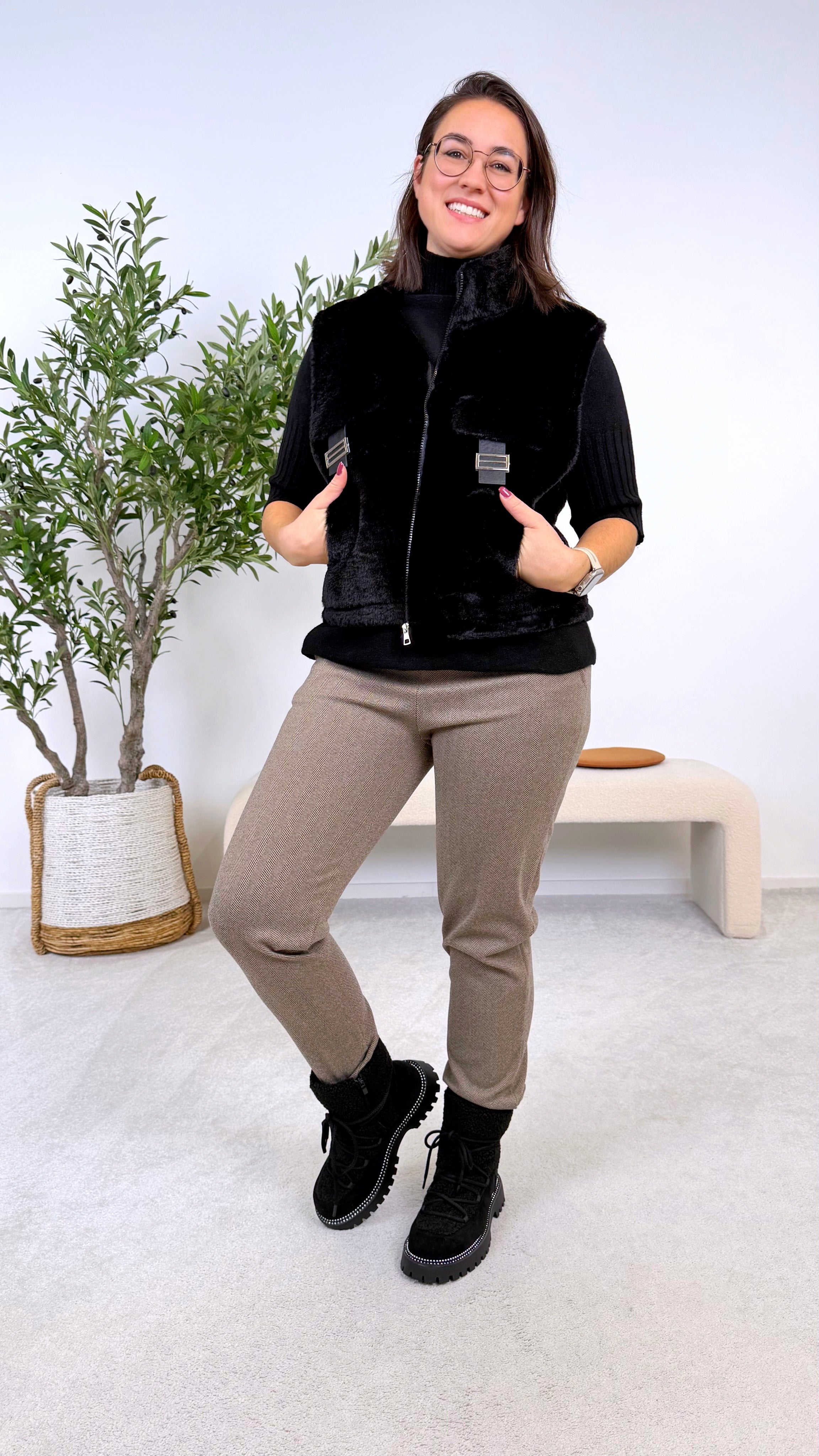 Kurze Fellweste Arden Cozy  *Schwarz*