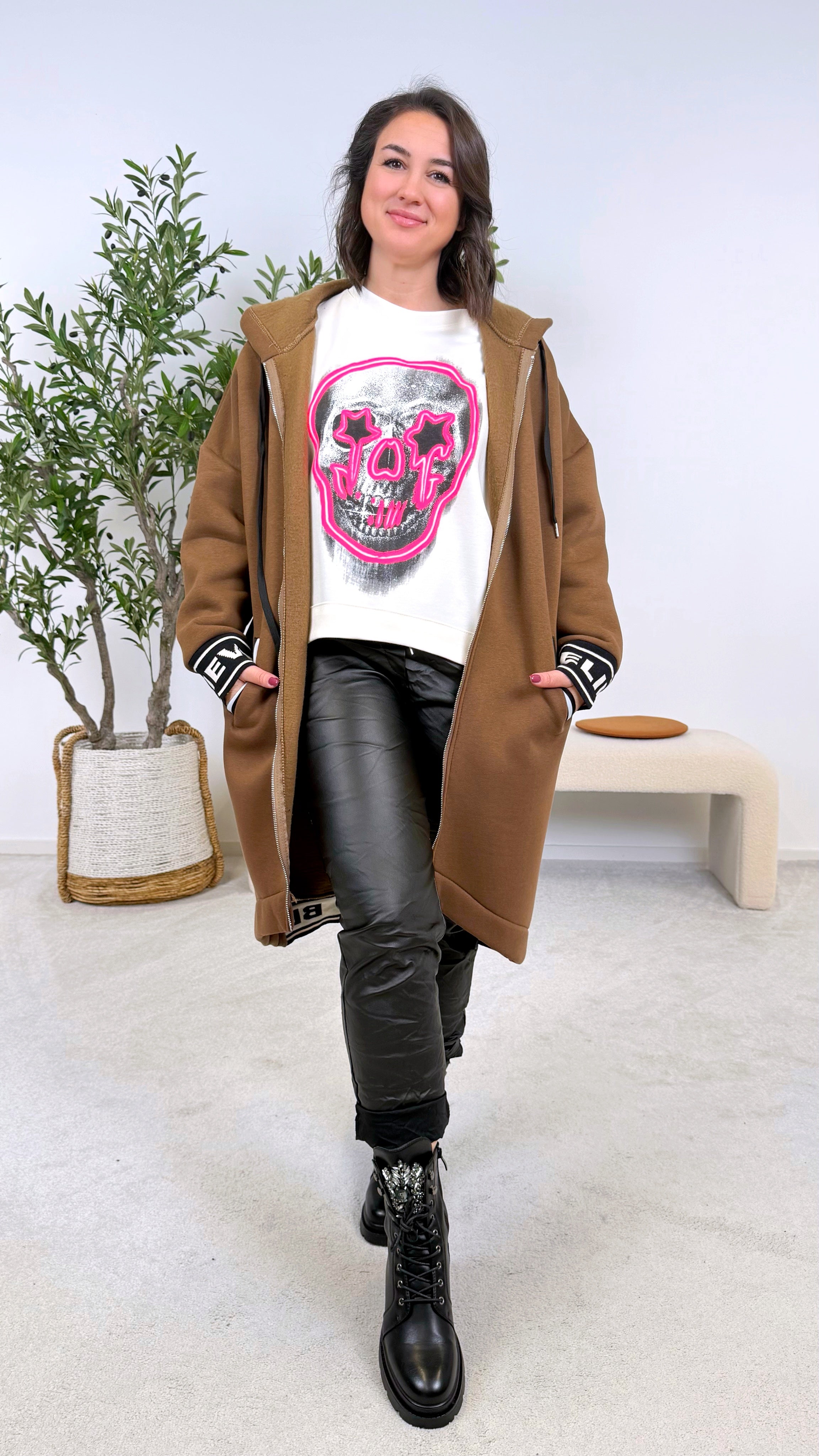 Sweatshirt Neon Skull *Creme*