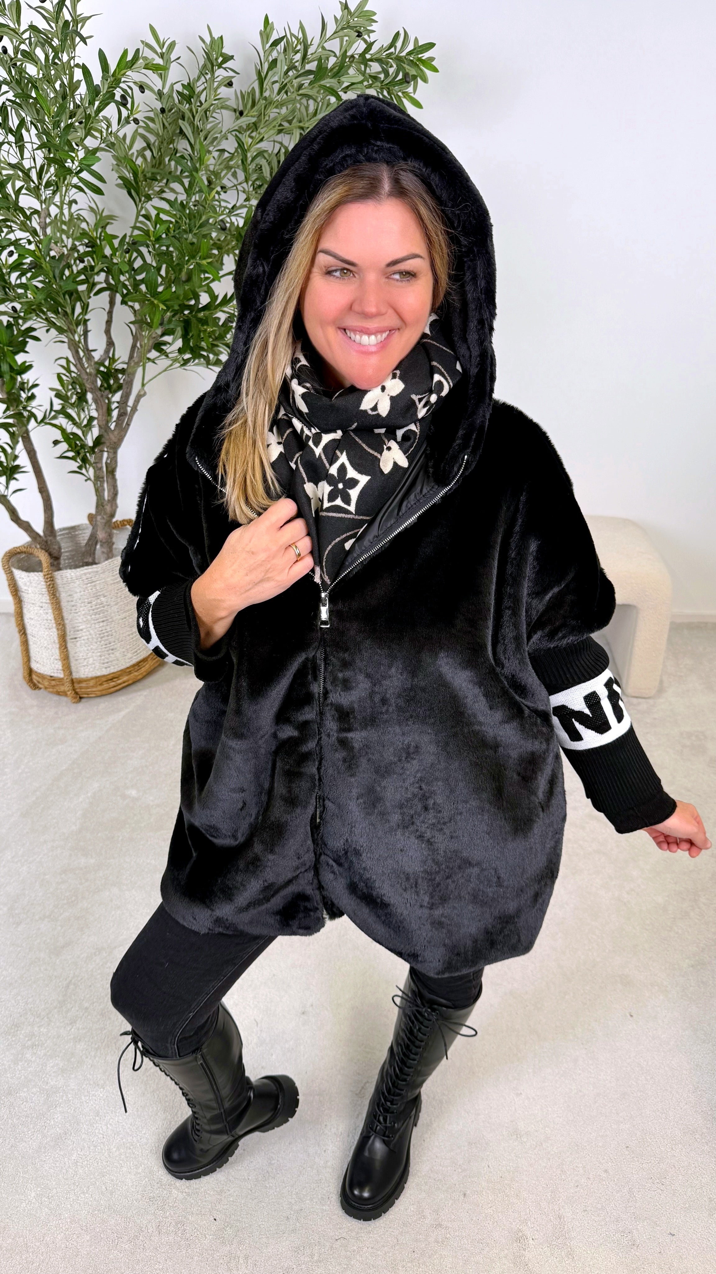 Schal Autumn Flower *Schwarz/Beige*