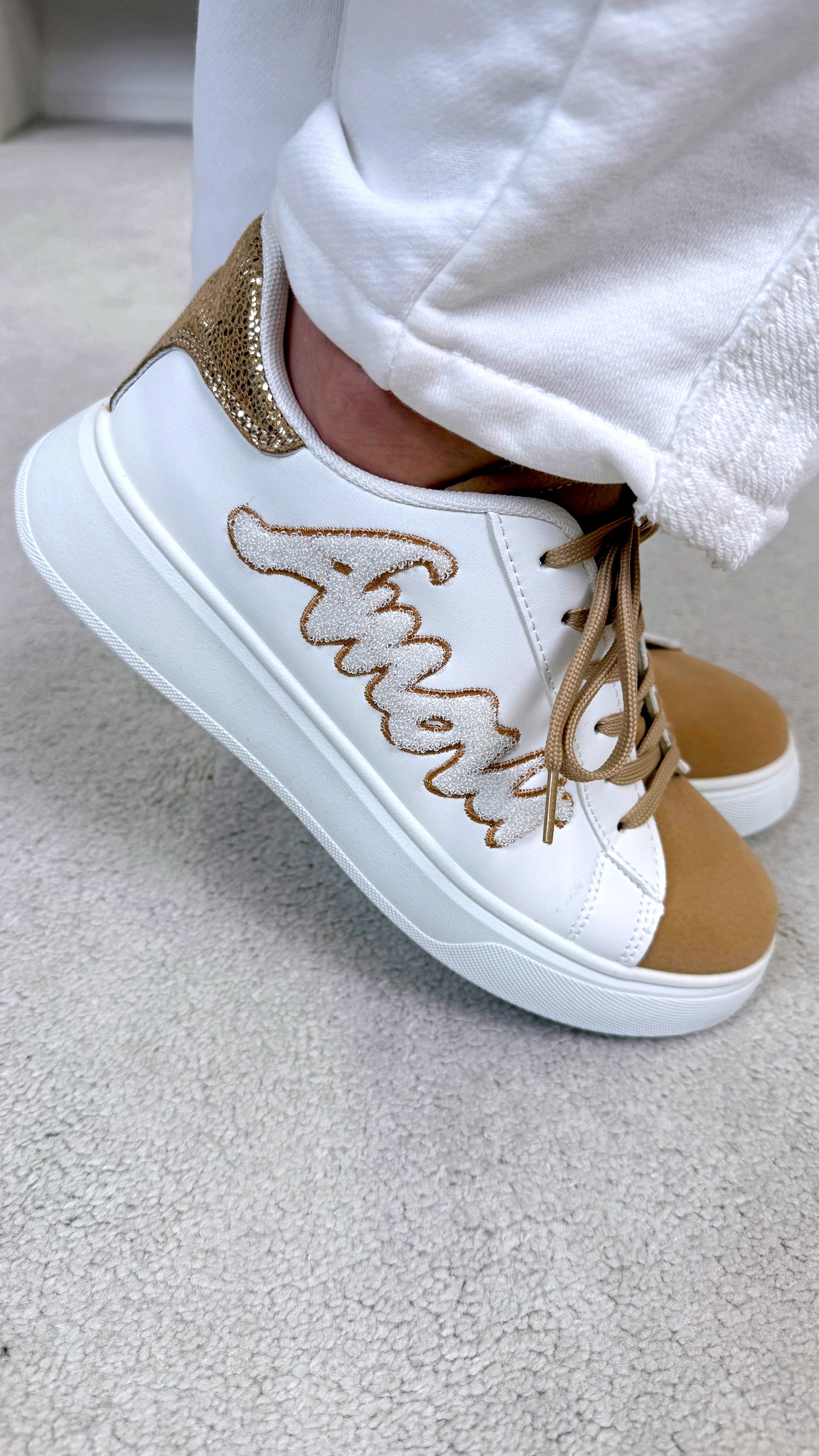 Sneaker Amour *Camel*