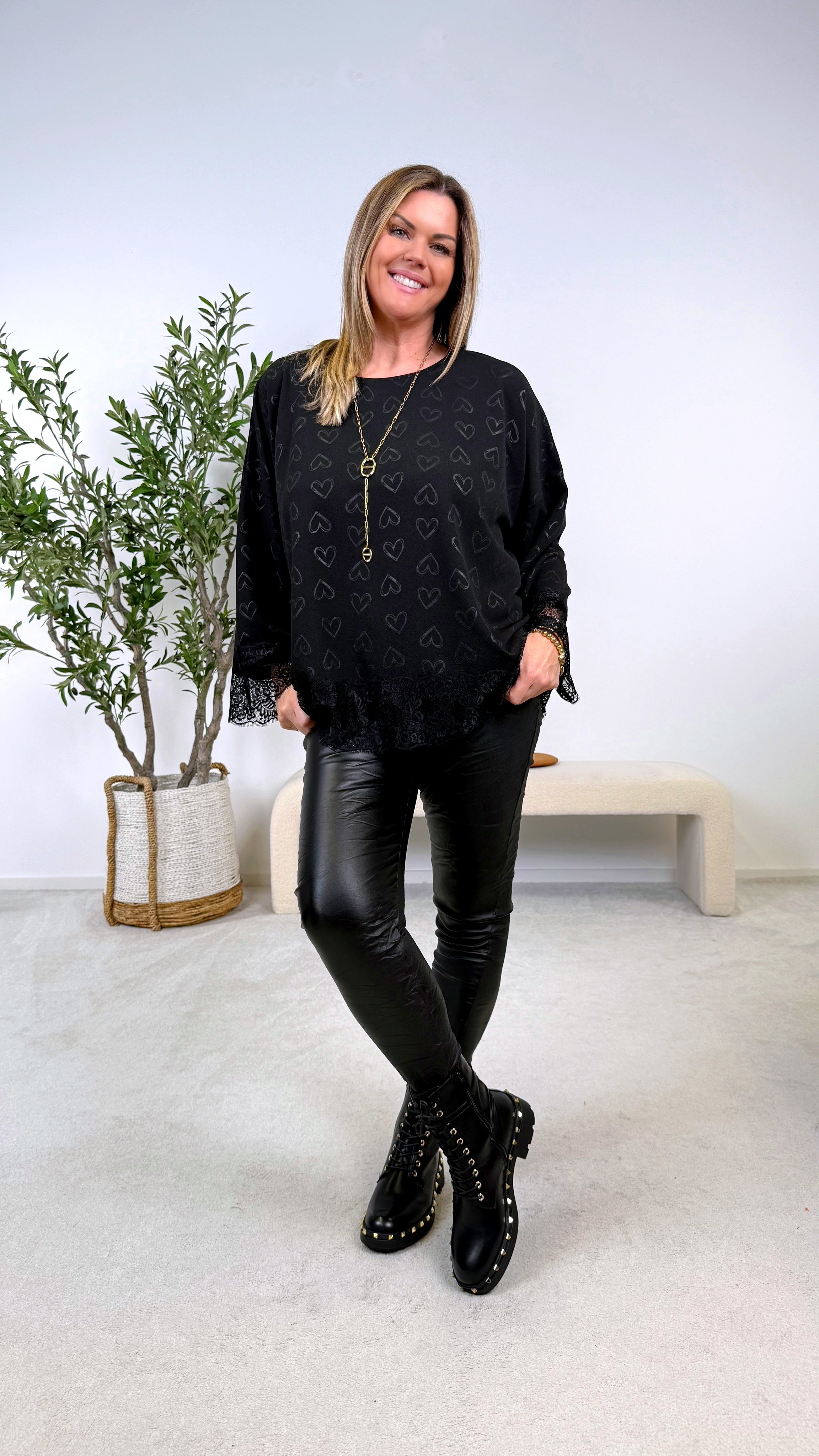 Blusenshirt Roma Kiss *Schwarz*