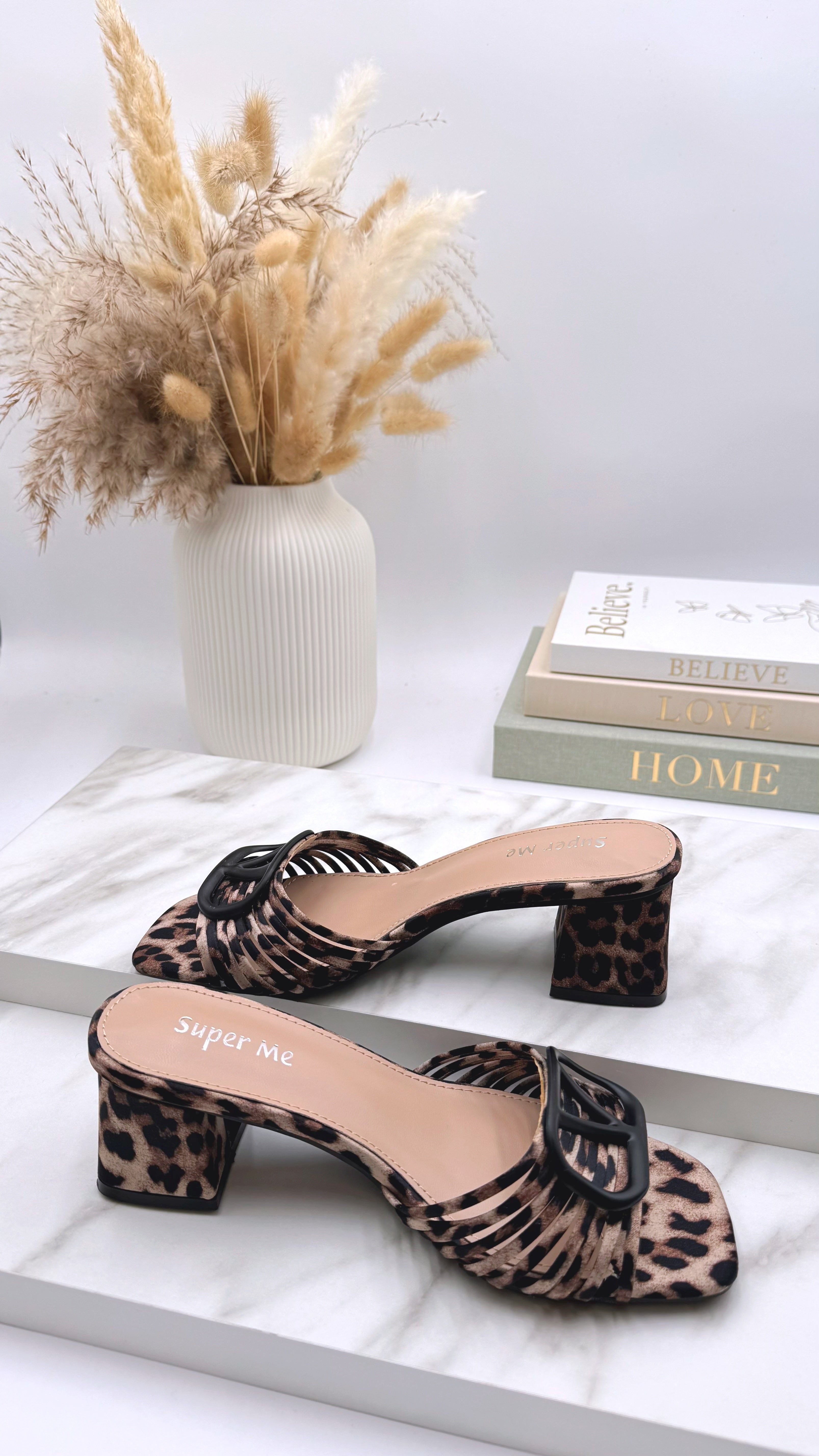 Sandale Statement Stride