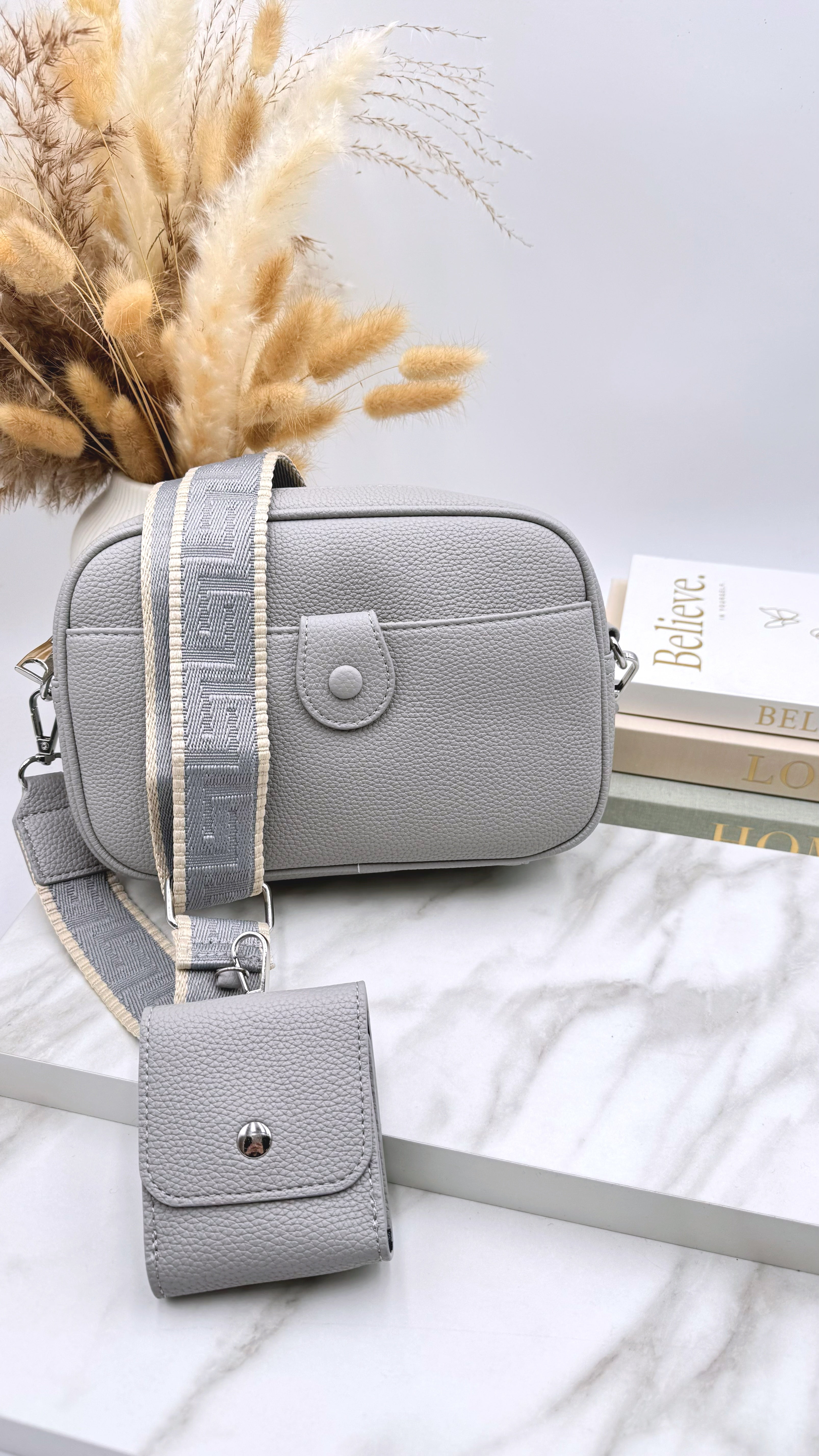 Umhängetasche Ivory Muse *Grau*