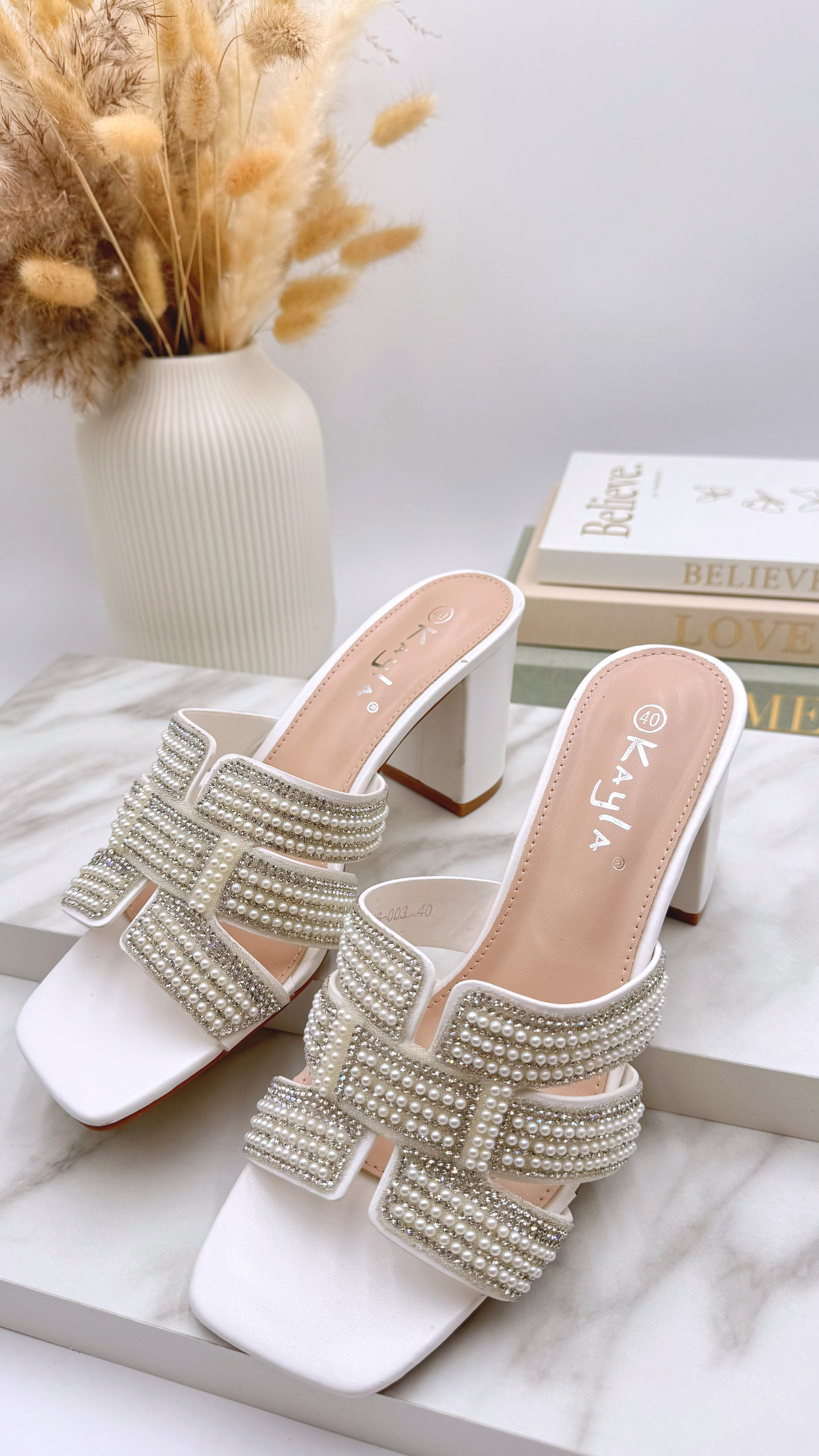 Sandale Luxury Bow *Weiß*