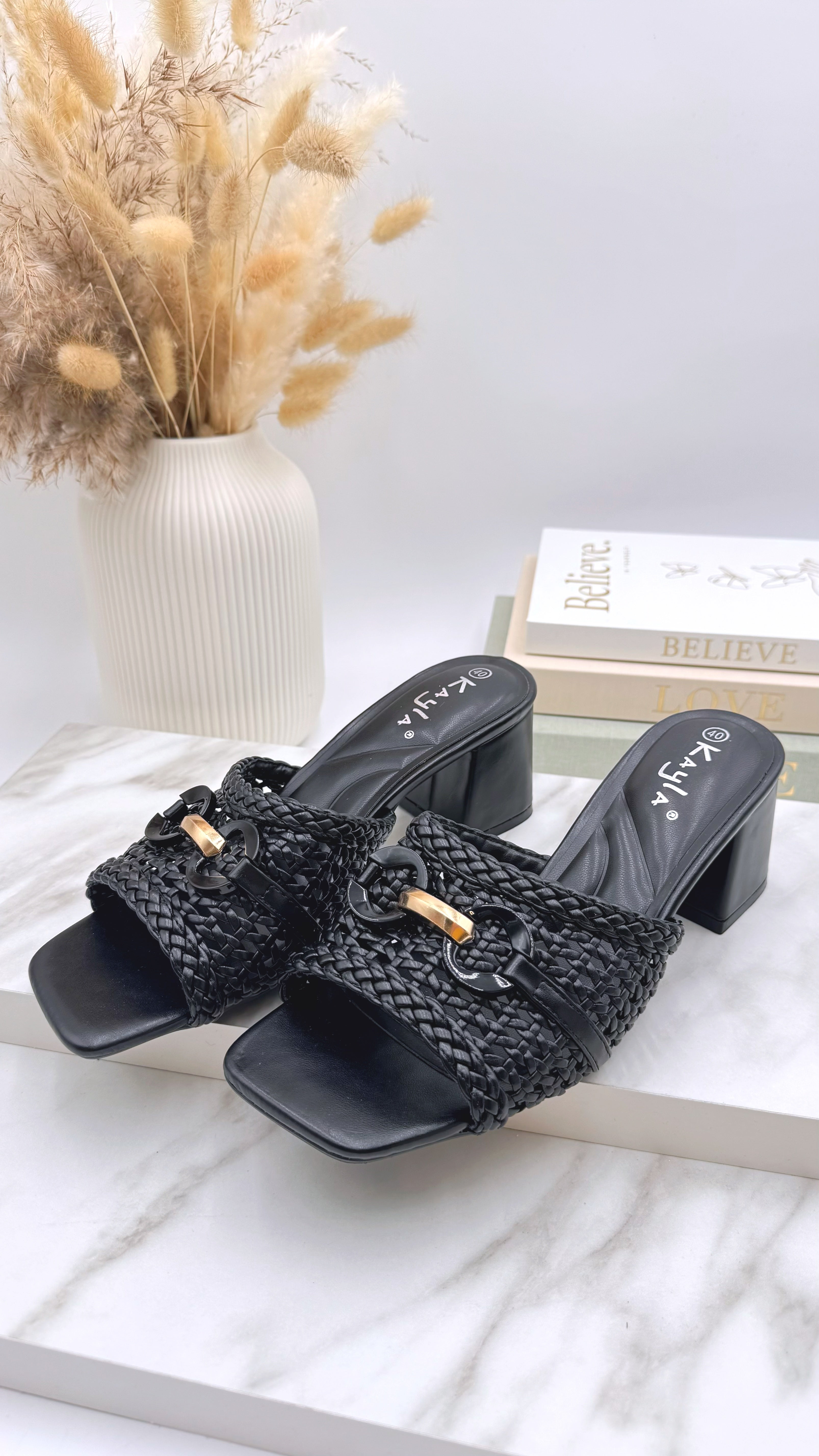 Sandale Urban Classy *Schwarz*