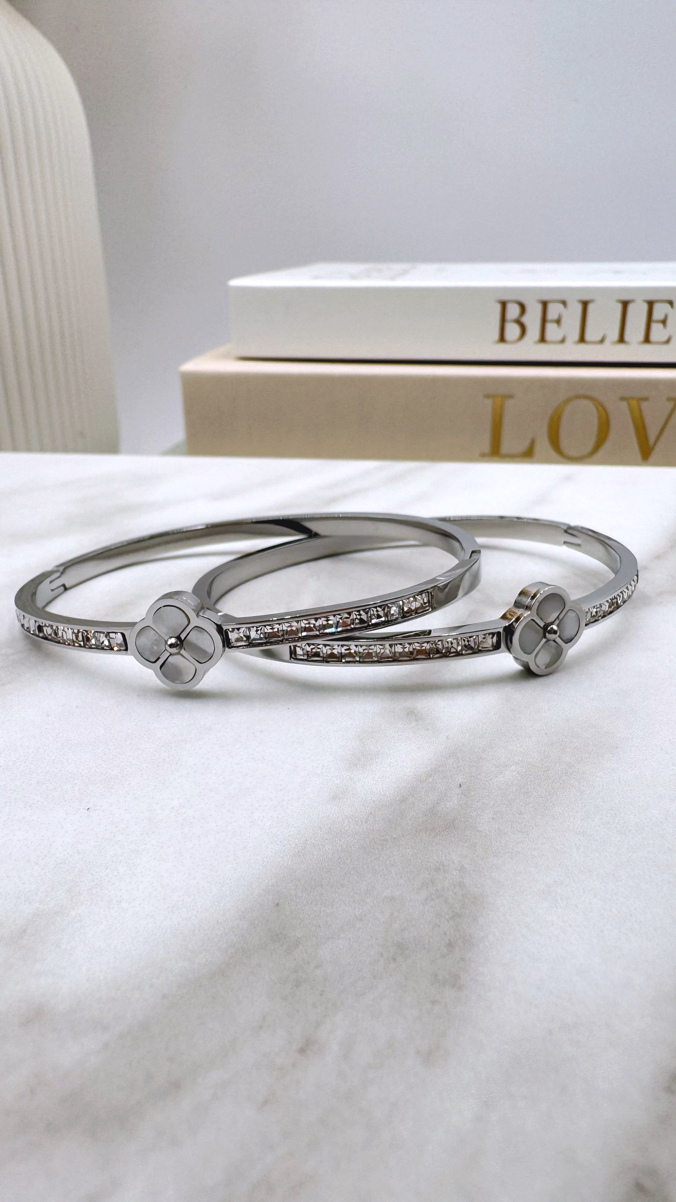 Armreif Silver Bloom