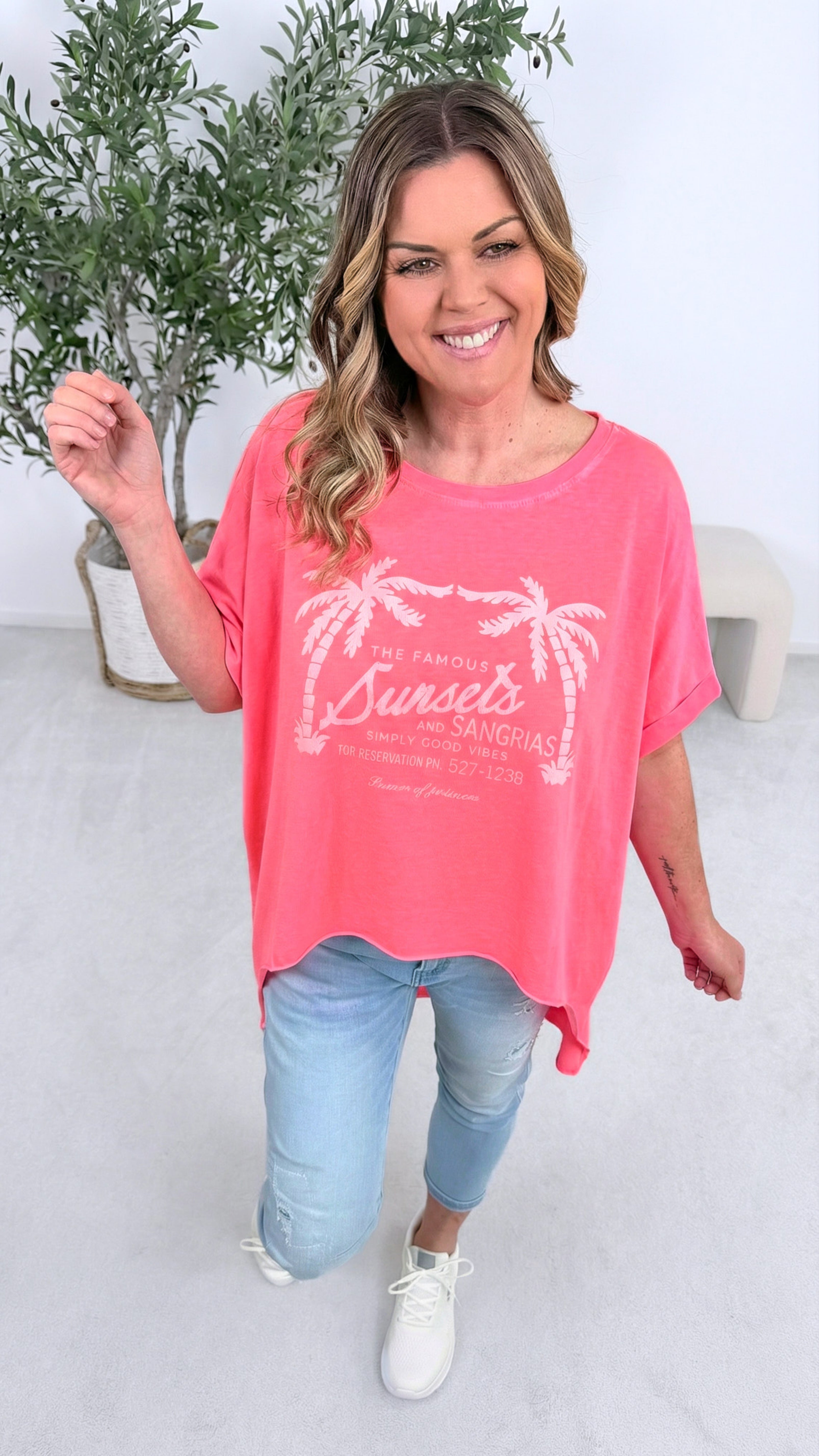 T-Shirt Famous Sunset *Neon Pink*