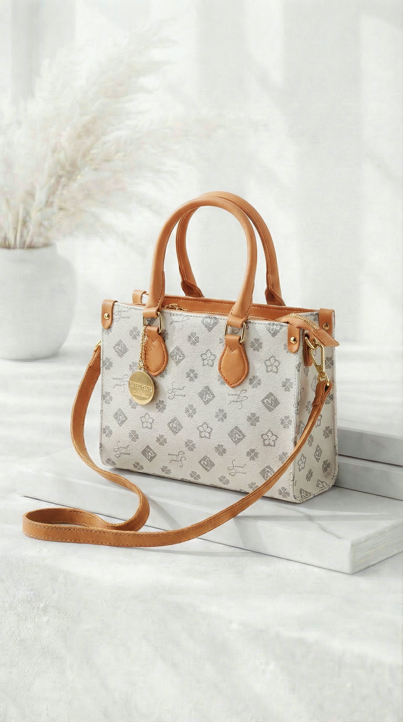 Handtasche Royal Bloom *Creme/Camel*