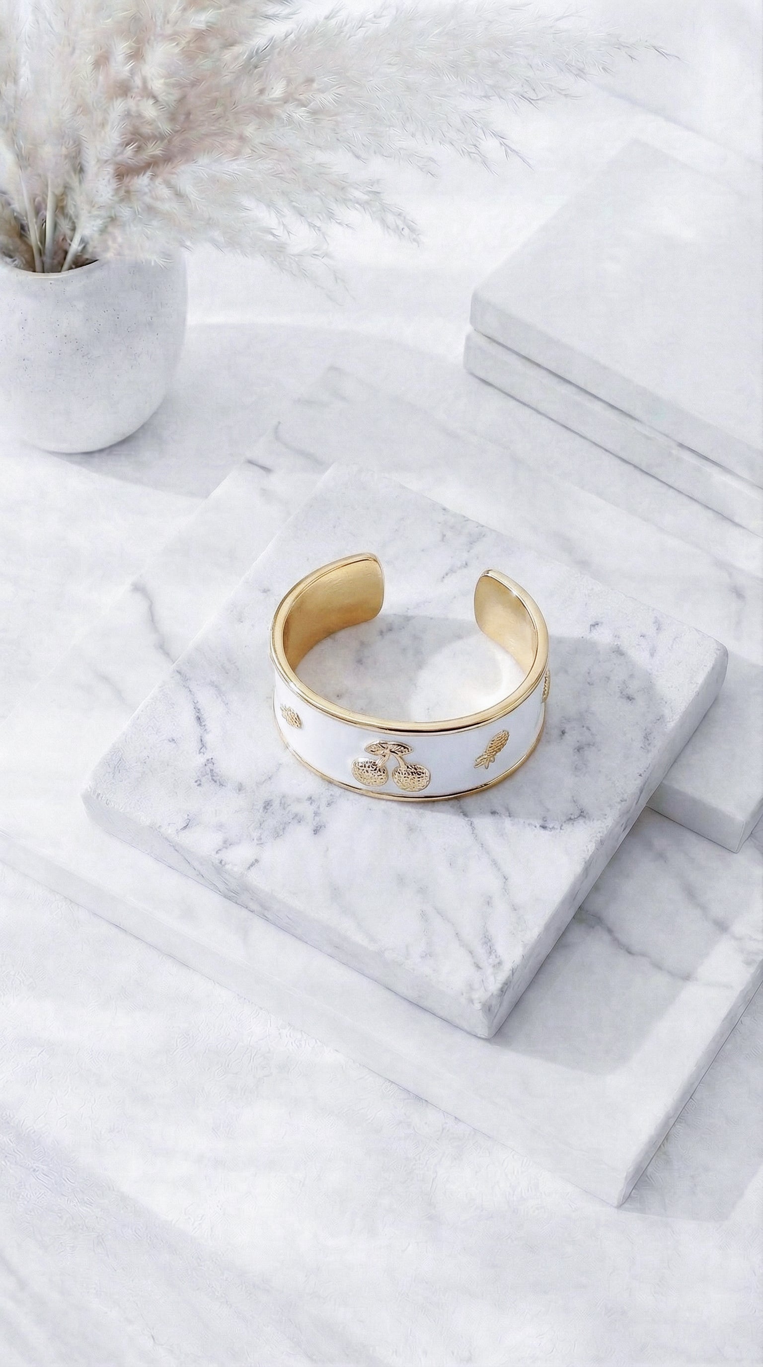Armreif Elegant Fruit *Beige*