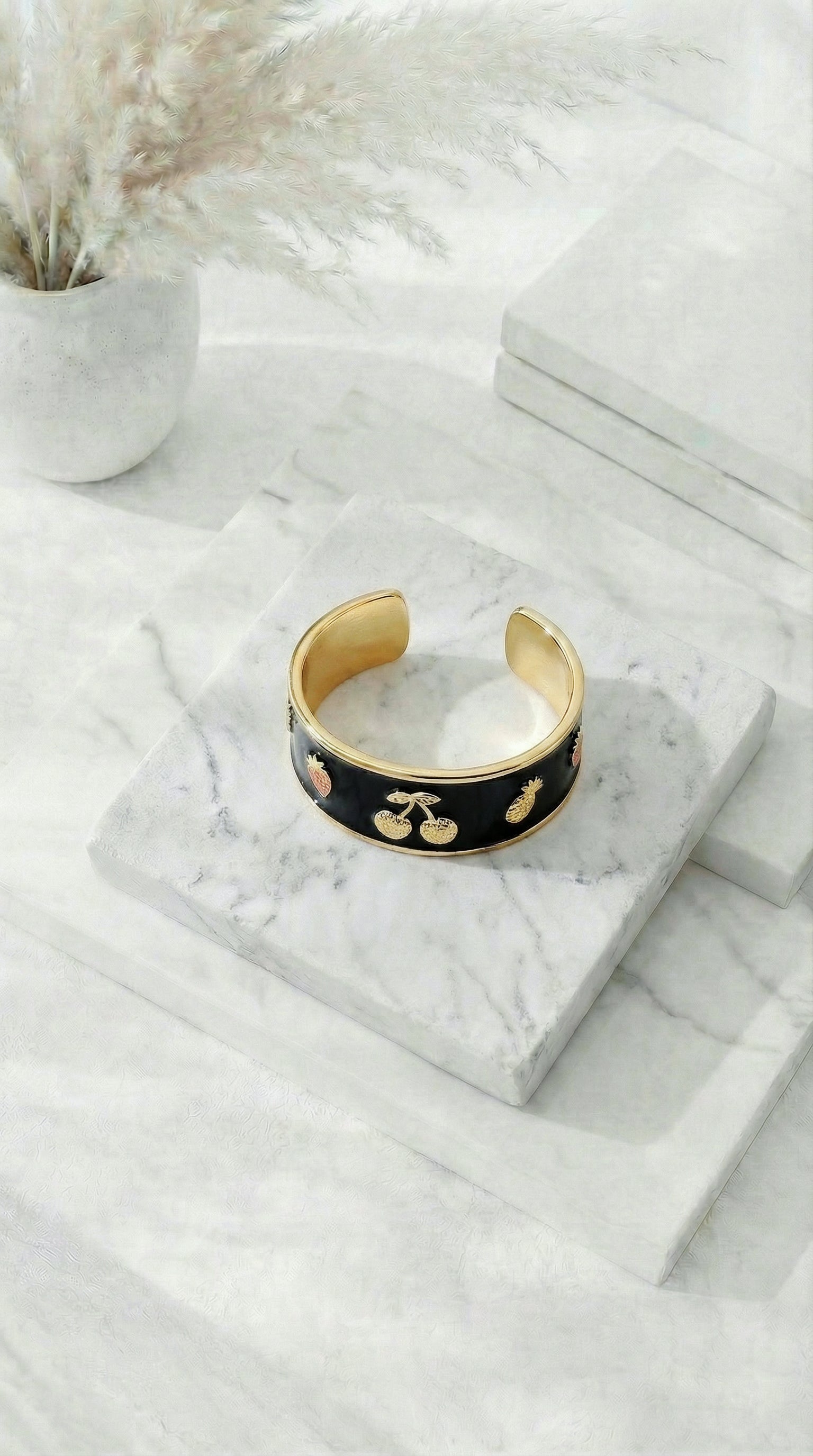 Armreif Elegant Fruit *Schwarz*