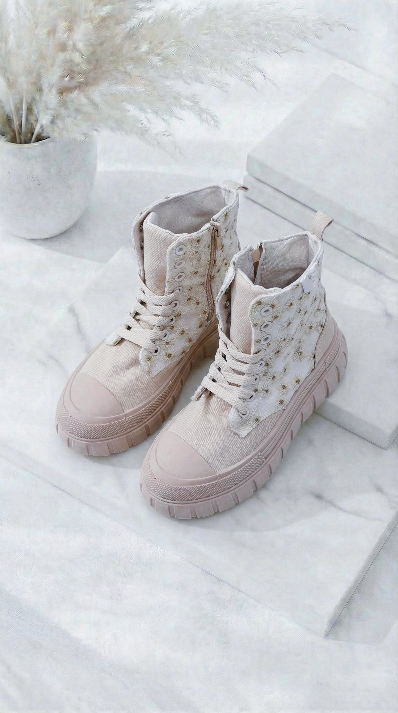 High Sneaker Blossom Rebel *Beige*