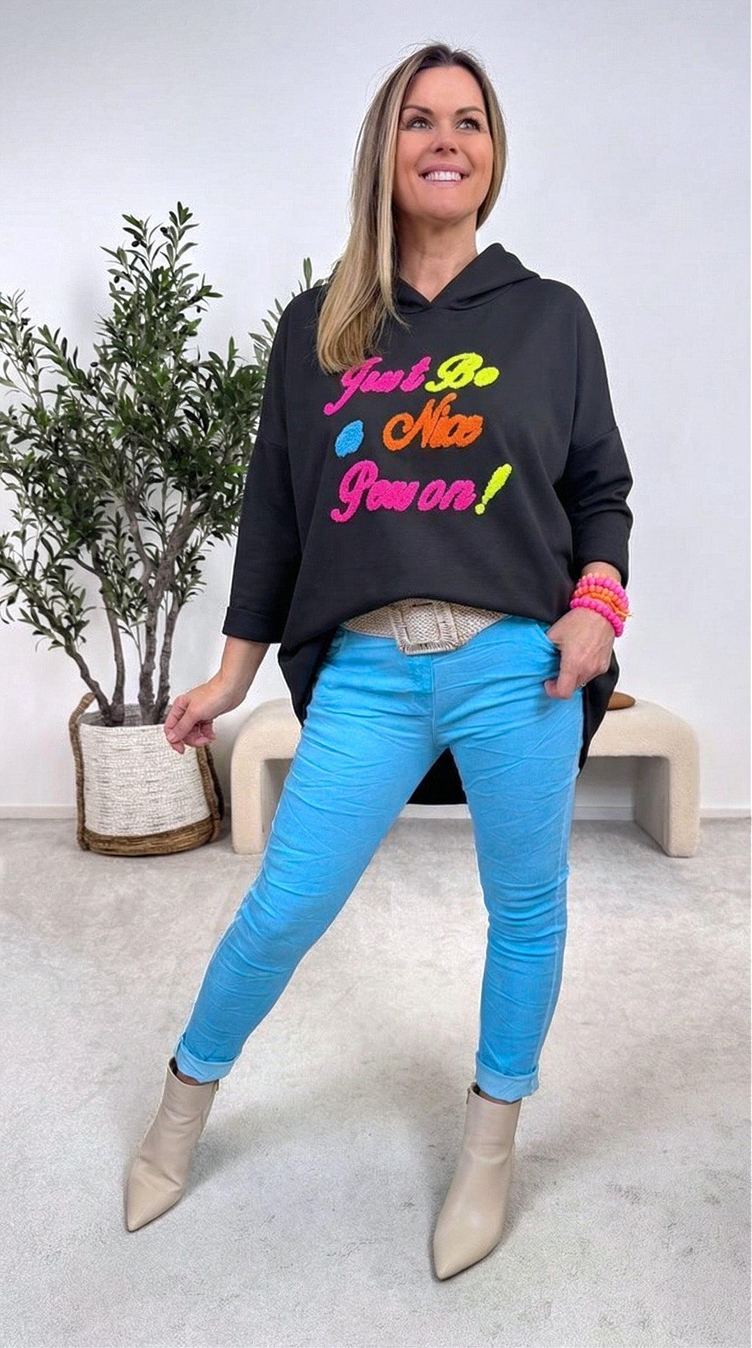 Hoodie Bold Soul *Schwarz*