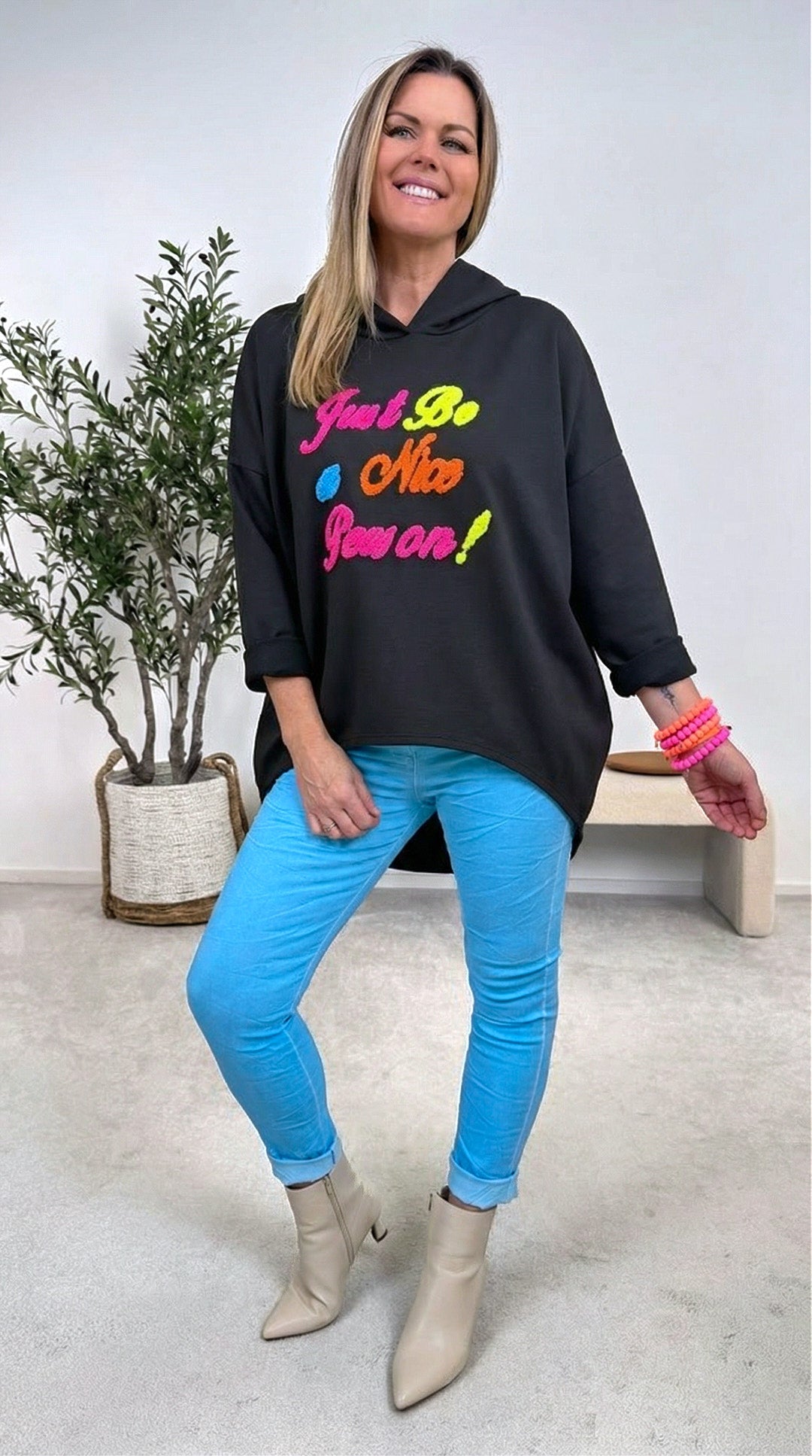 Hoodie Bold Soul *Schwarz*