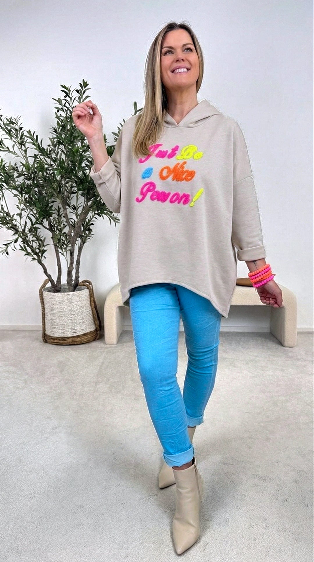 Hoodie Bold Soul *Beige*