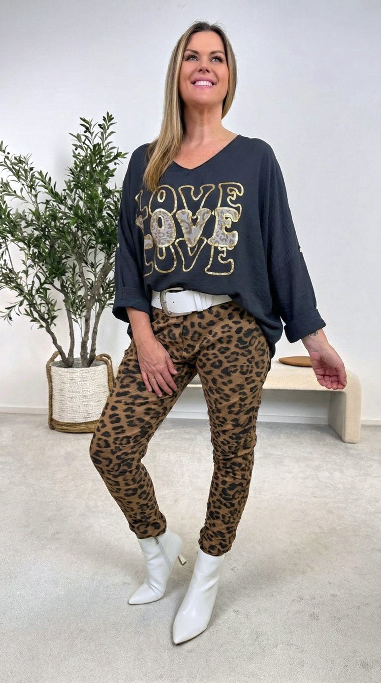 Blusenshirt Love Rules *Schwarz*