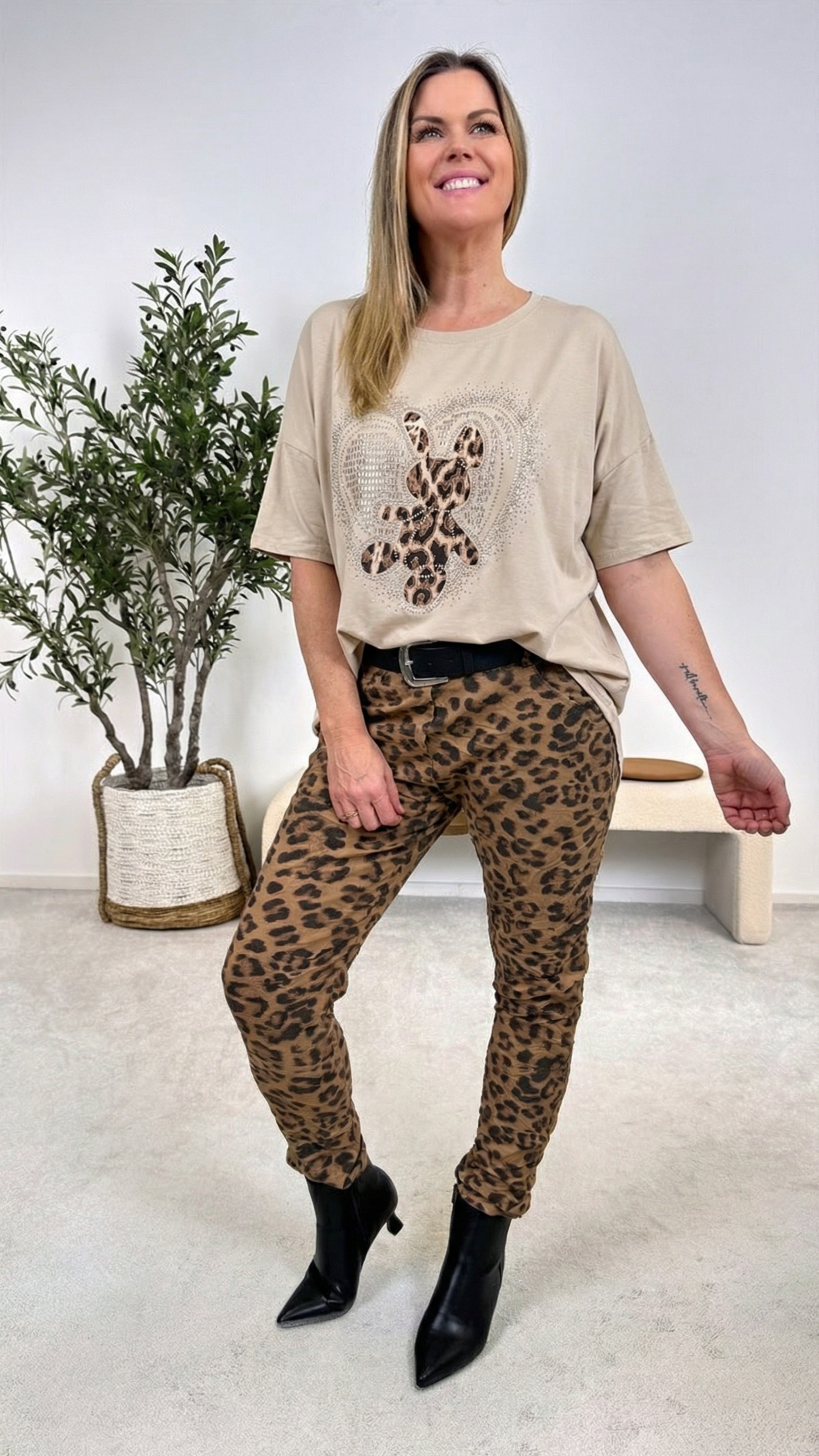 T-Shirt Wild Rabbit *Beige*