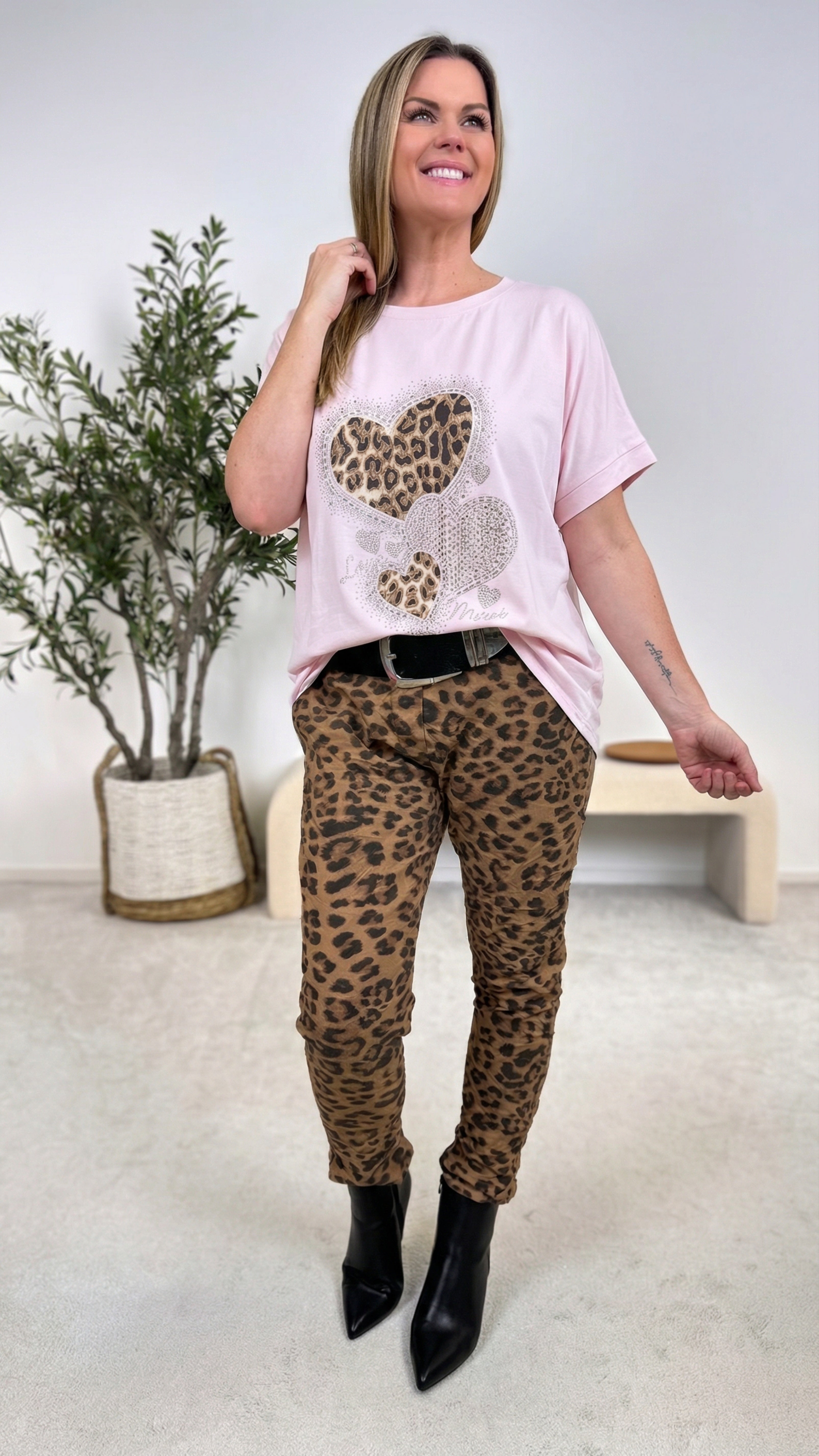 T-Shirt Queen of Hearts *Rosa*