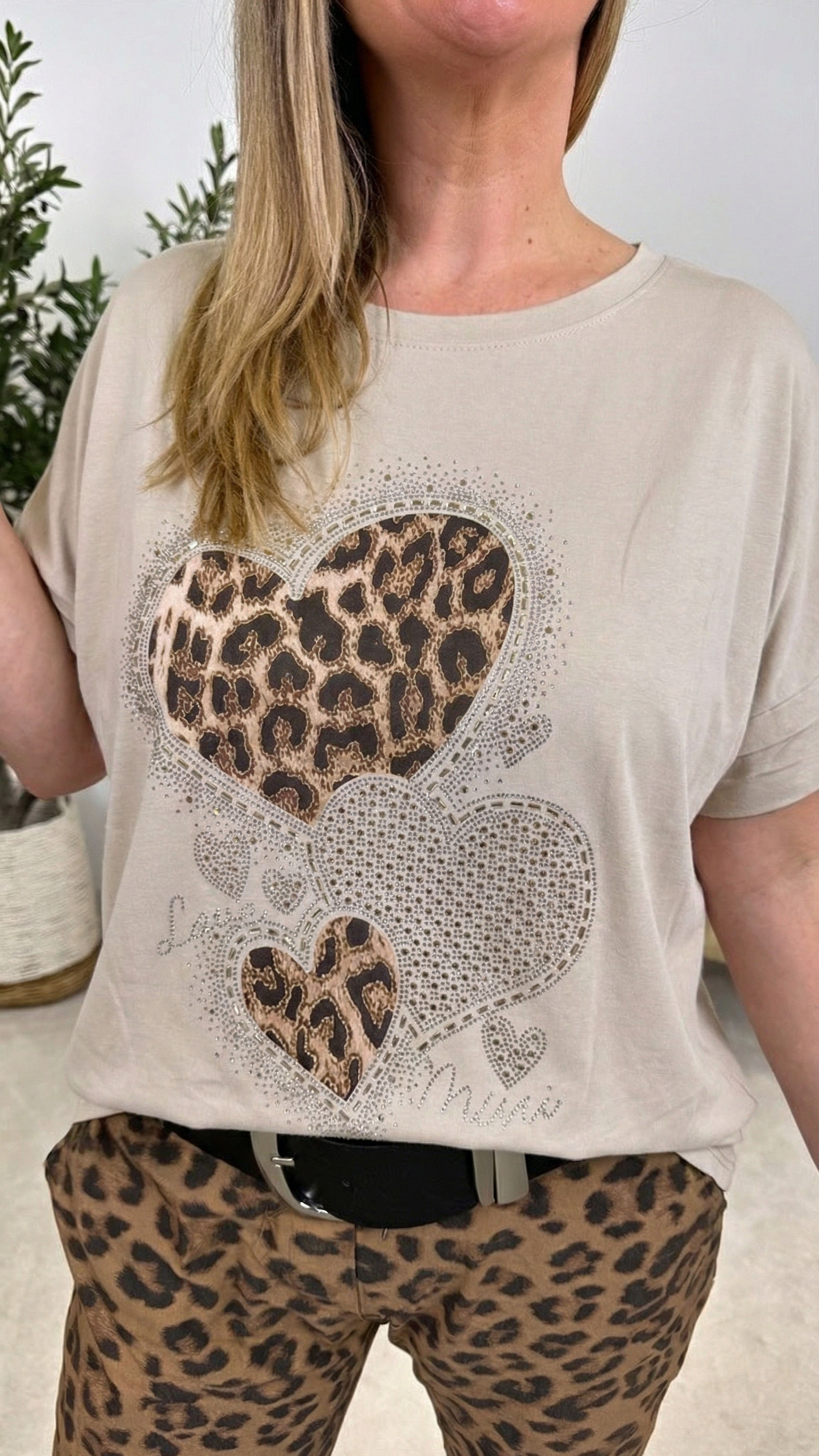 T-Shirt Queen of Hearts *Beige*