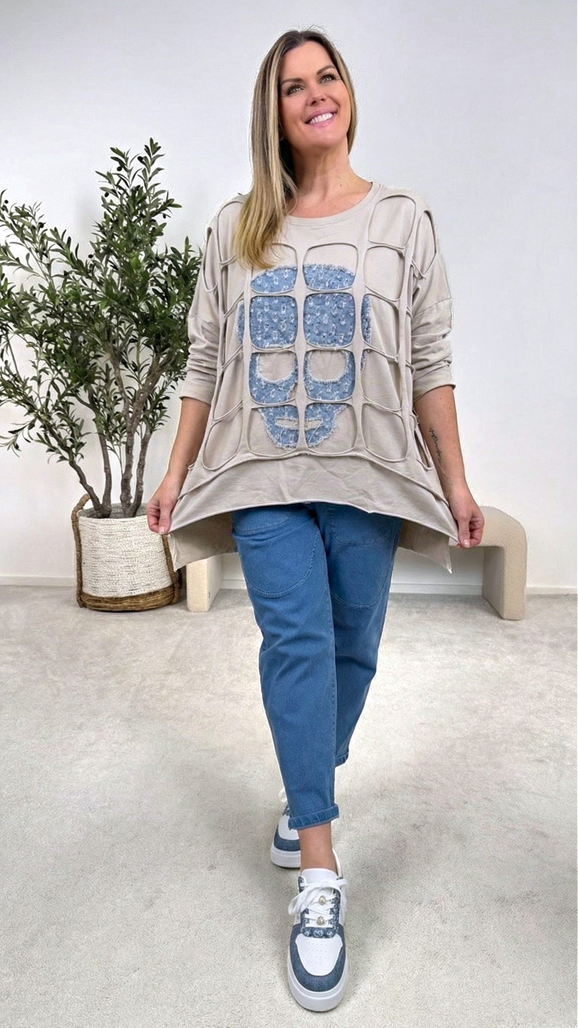 Langarmshirt Power Cut-Out *Beige* SKULL