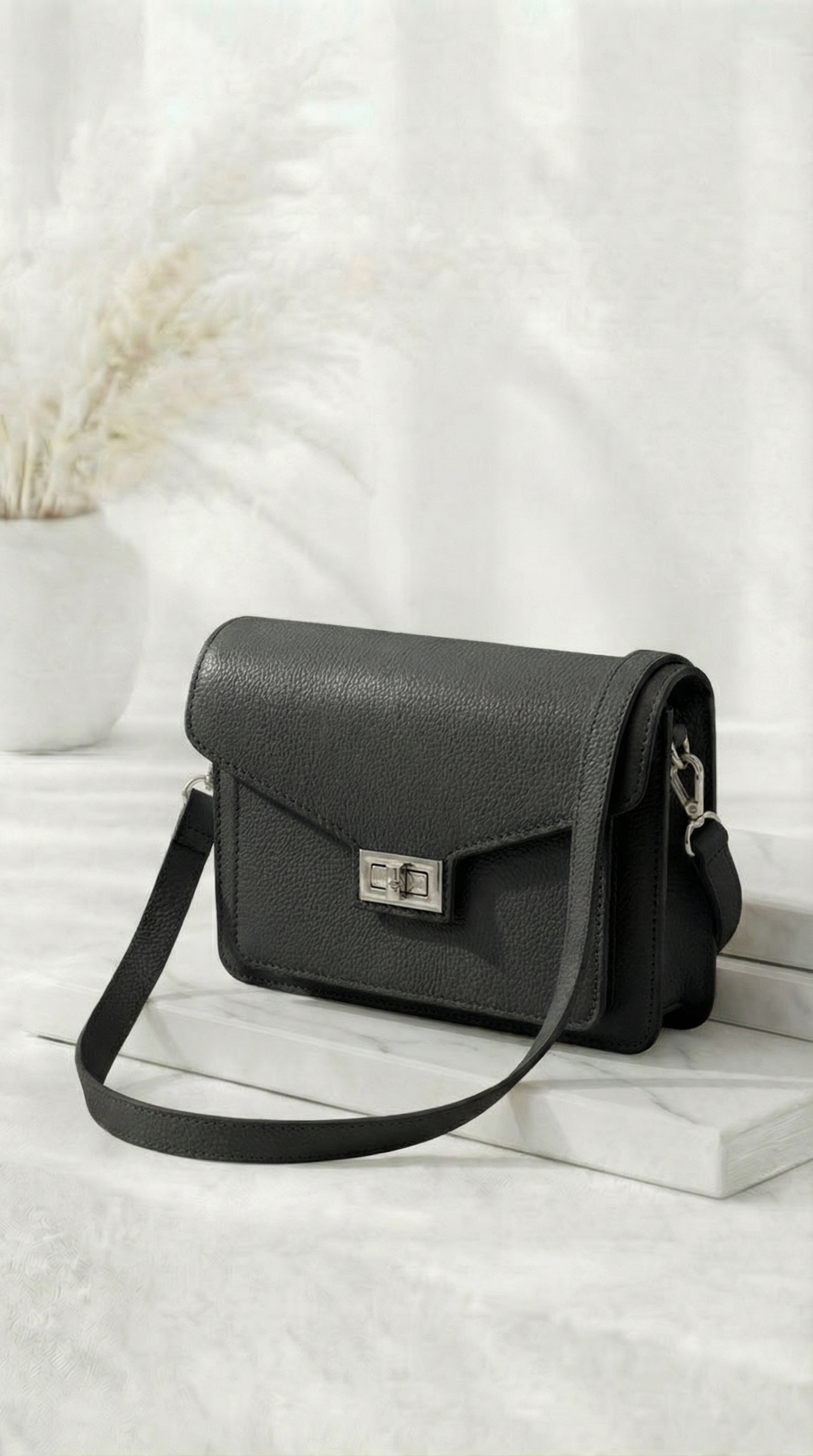 Kleine Tasche Chic Crossbody *Schwarz*