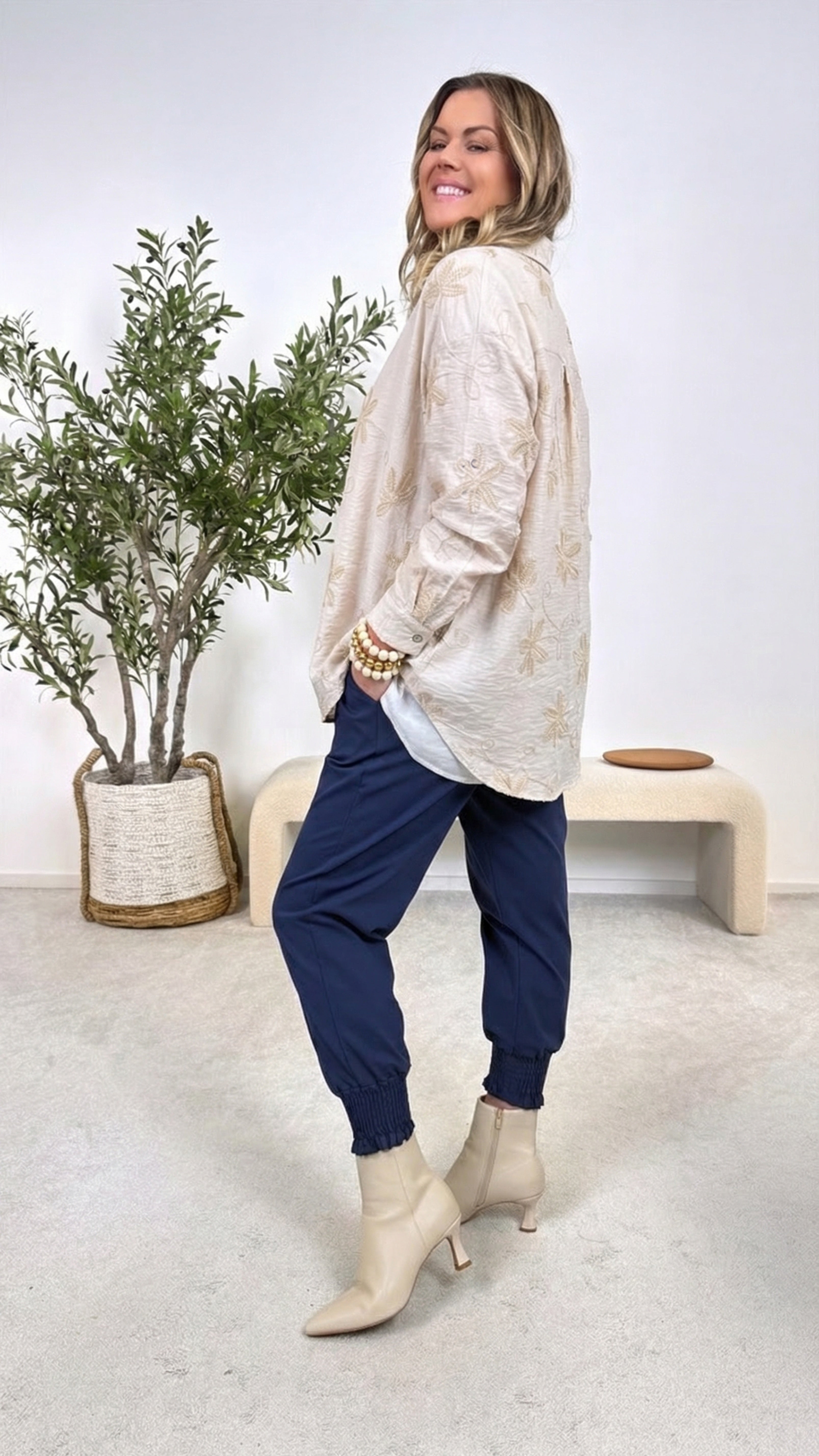 Bluse Unwritten Story *Beige*