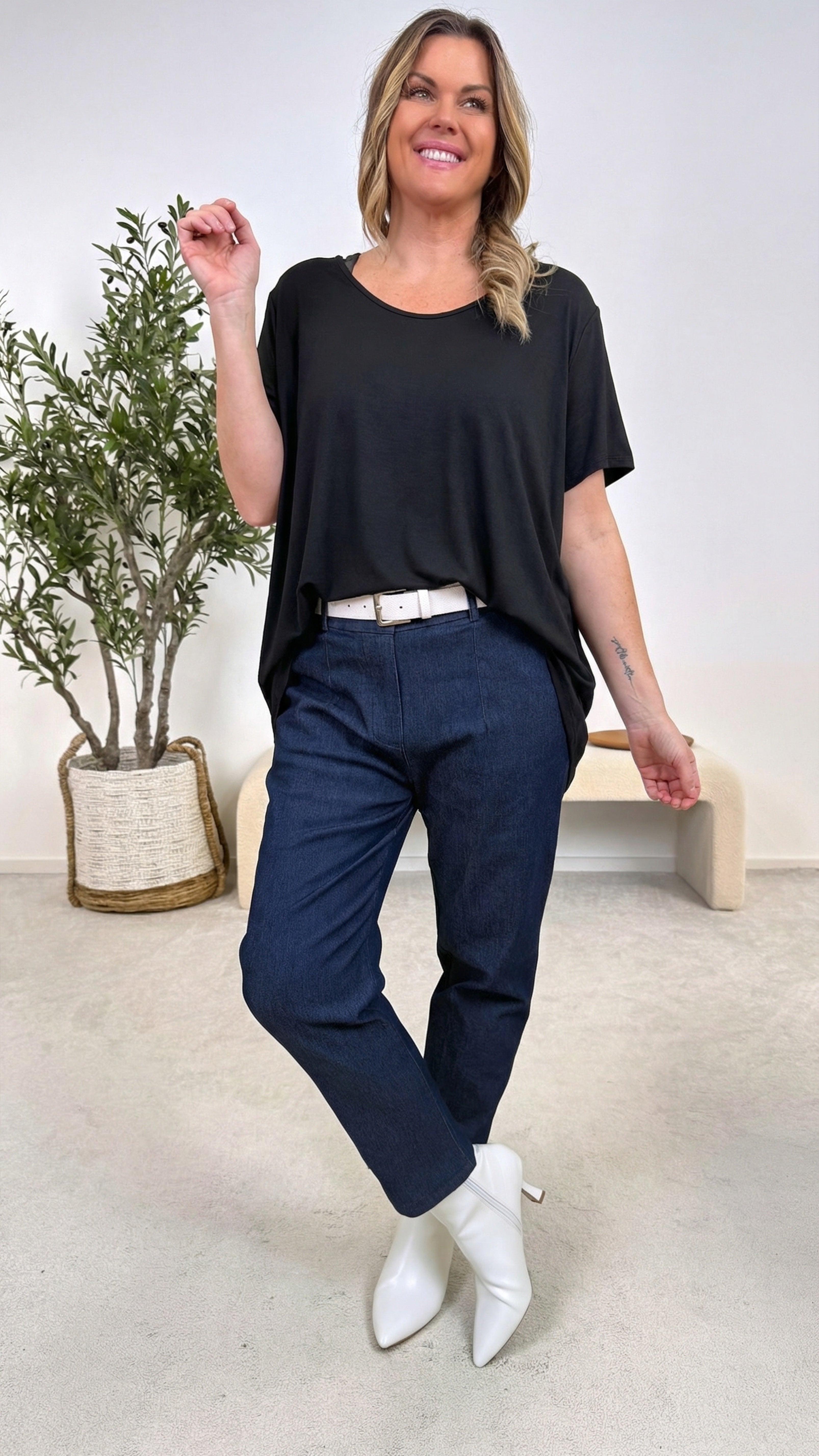 T-Shirt Crossed Love *Schwarz*