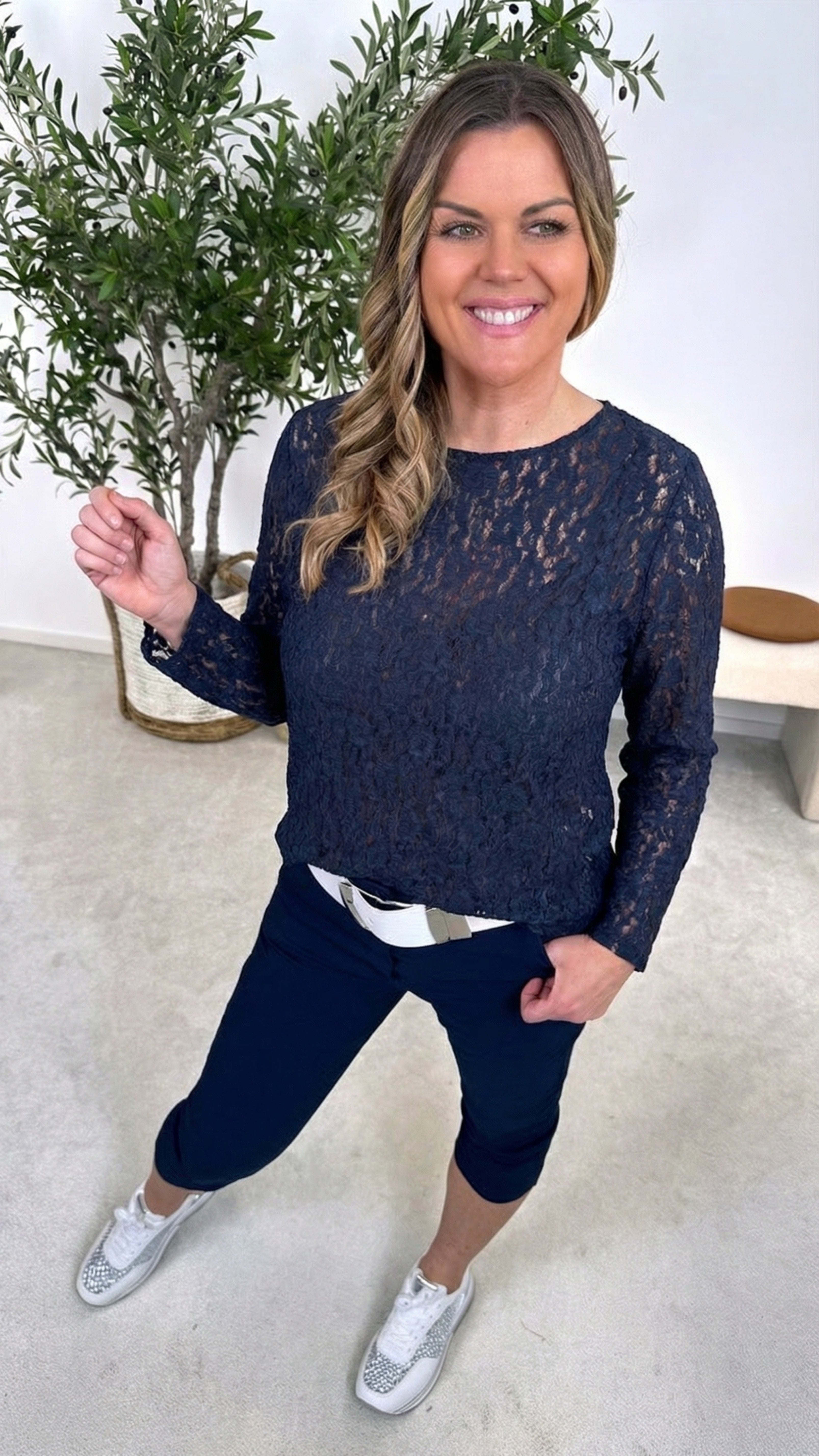 Spitzenshirt Glamour Muse *Dunkelblau*