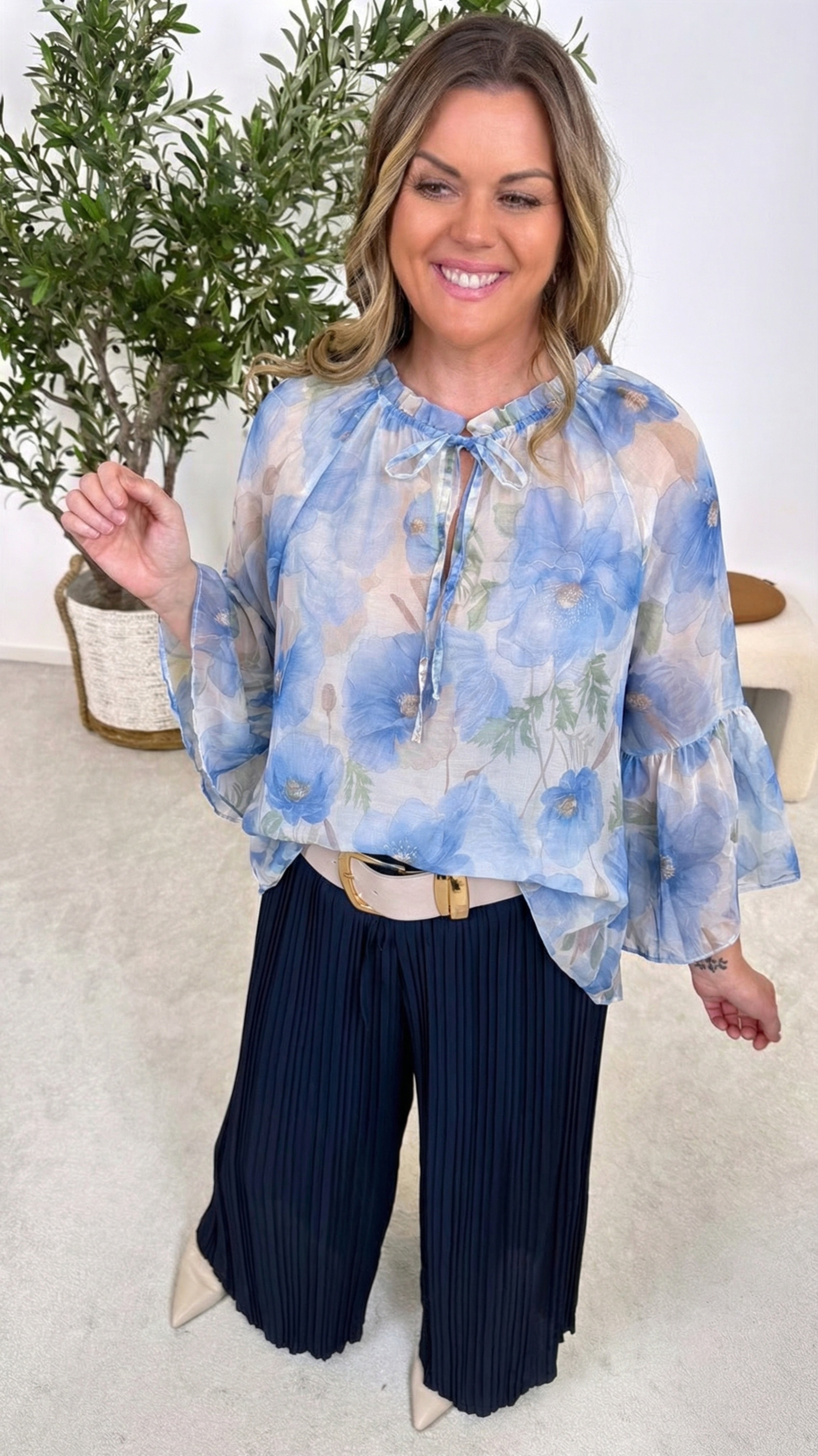 Bluse Romantic Bloom *Hellblau*