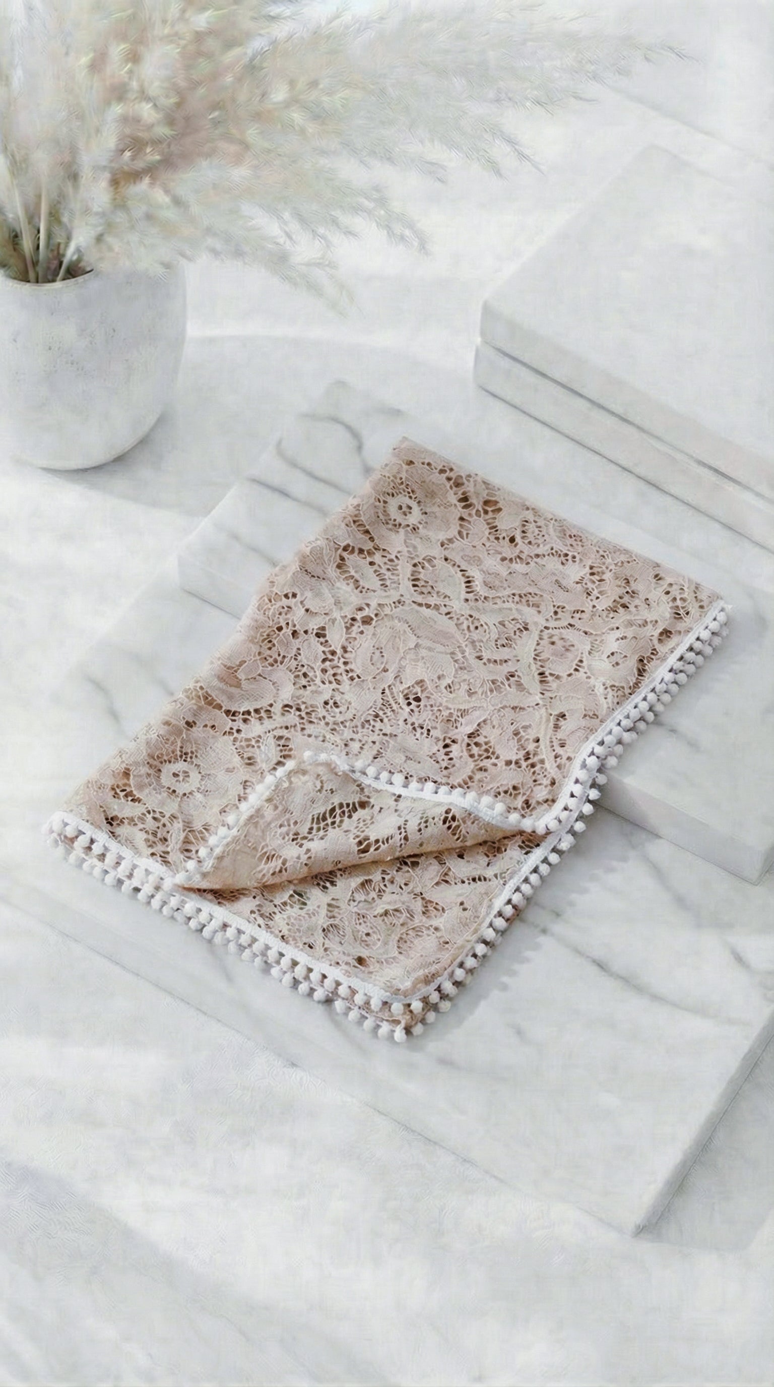 Spitzentuch Dreamy Details *Beige*