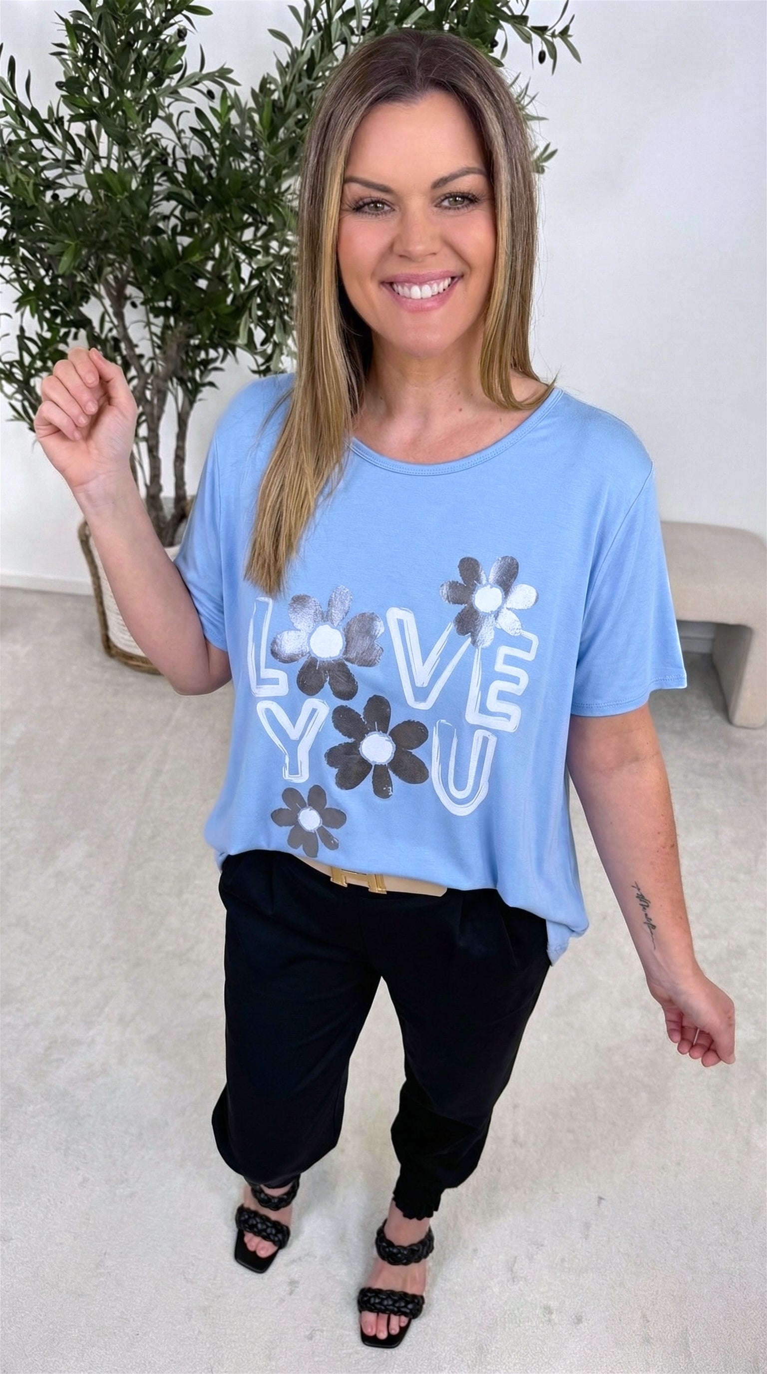 T-Shirt Lovely Day *Hellblau*