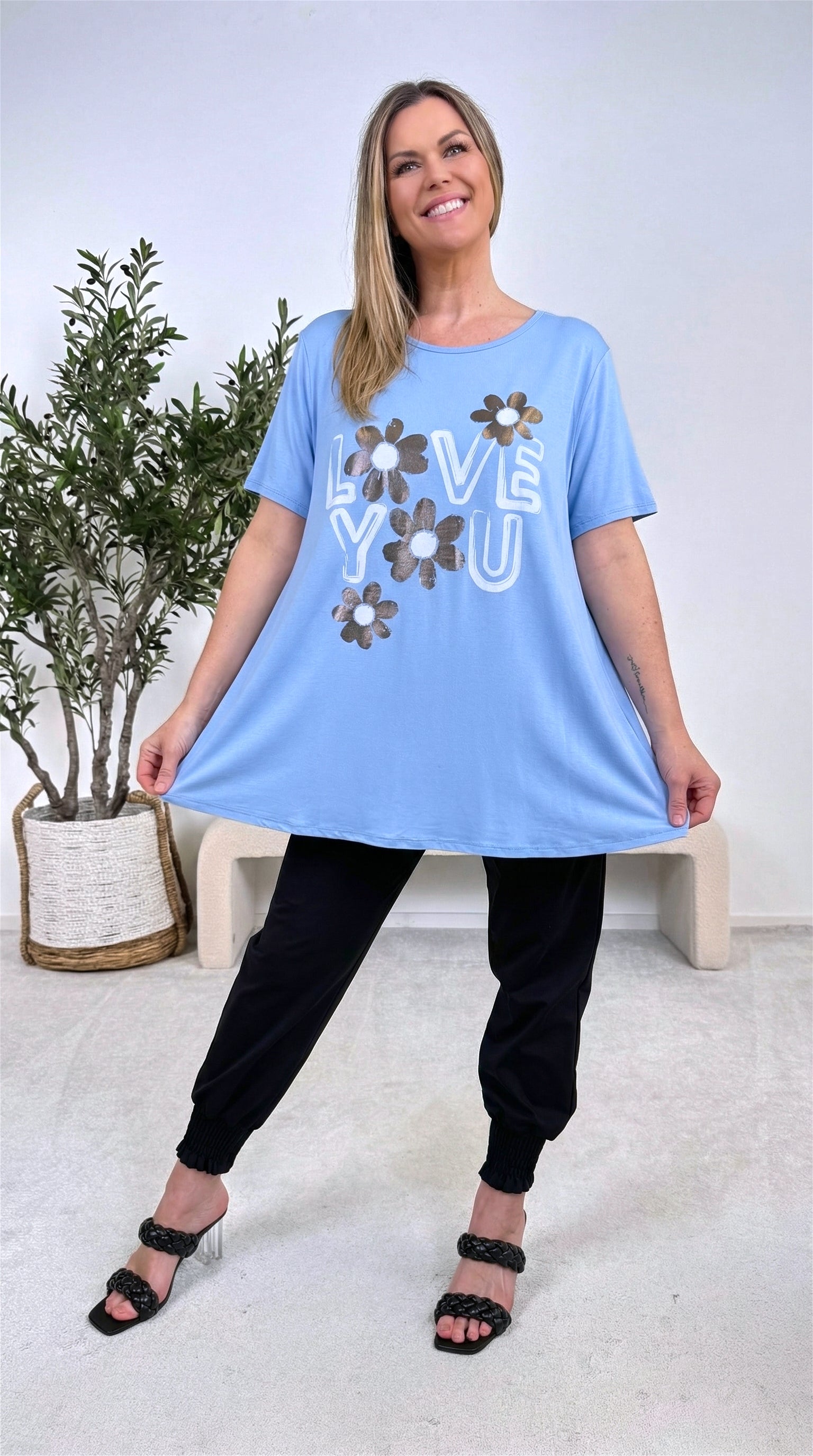 T-Shirt Lovely Day *Hellblau*