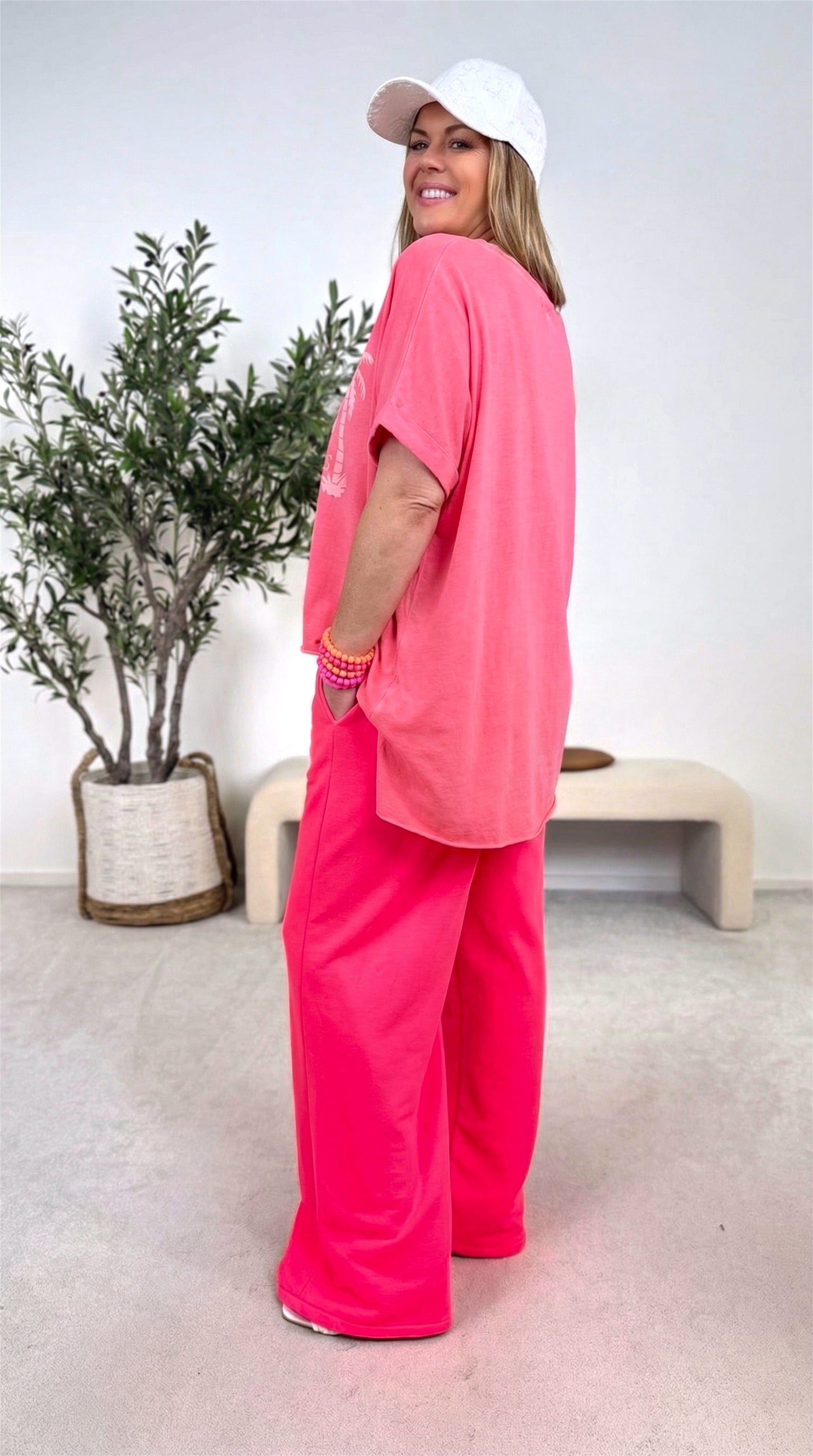 T-Shirt Famous Sunset *Neon Pink*