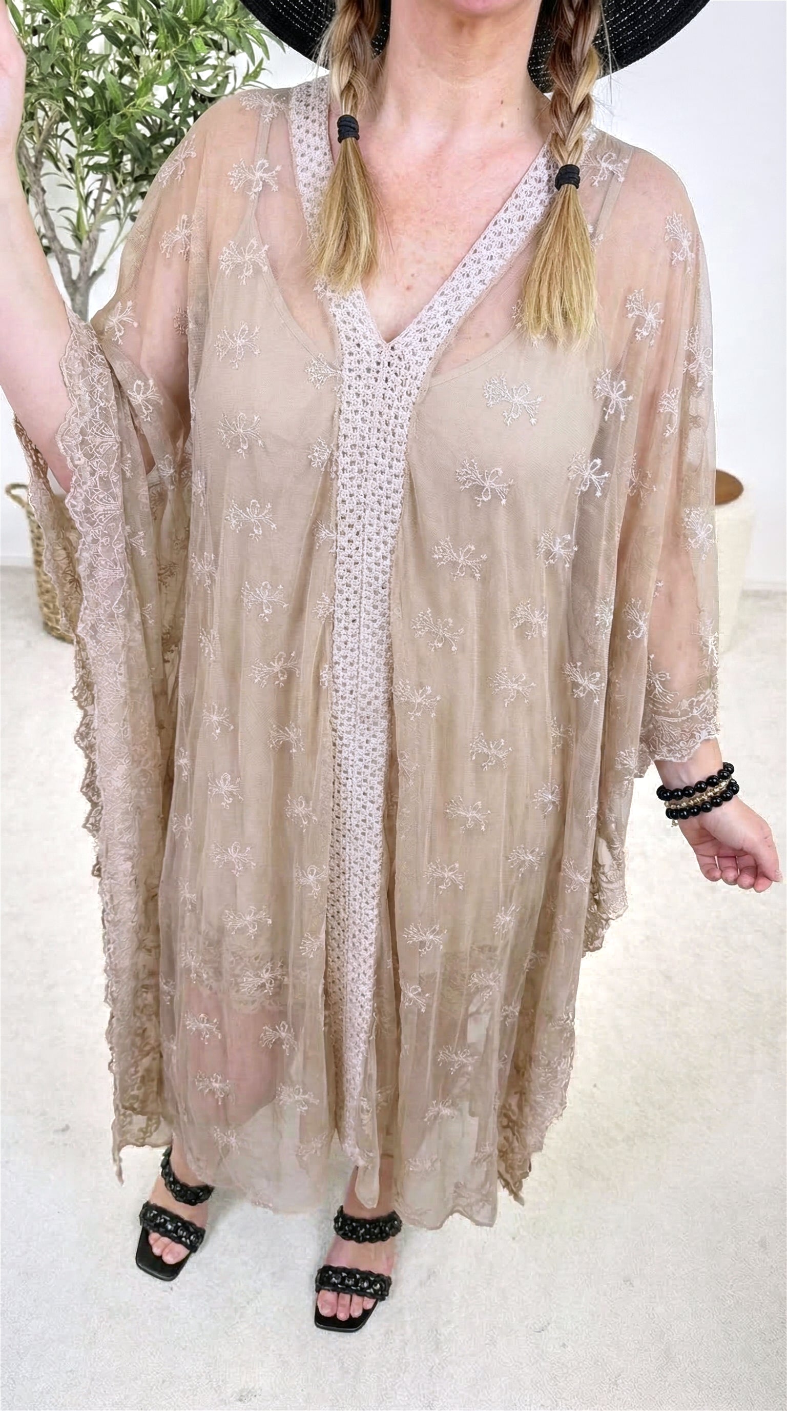 Kaftan Ethereal Lace *Camel*