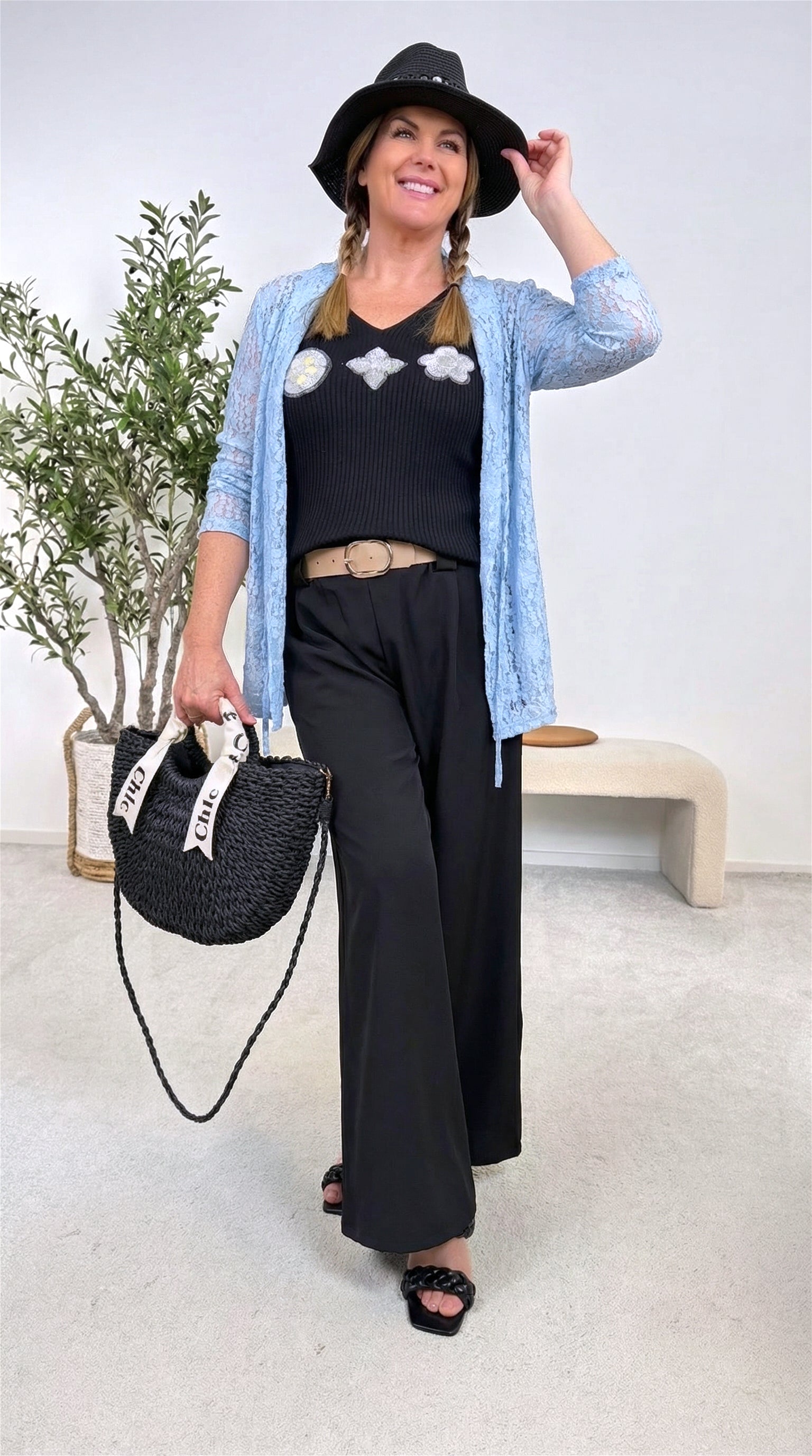 Spitzen-Cardigan Mystic Lace *Hellblau*