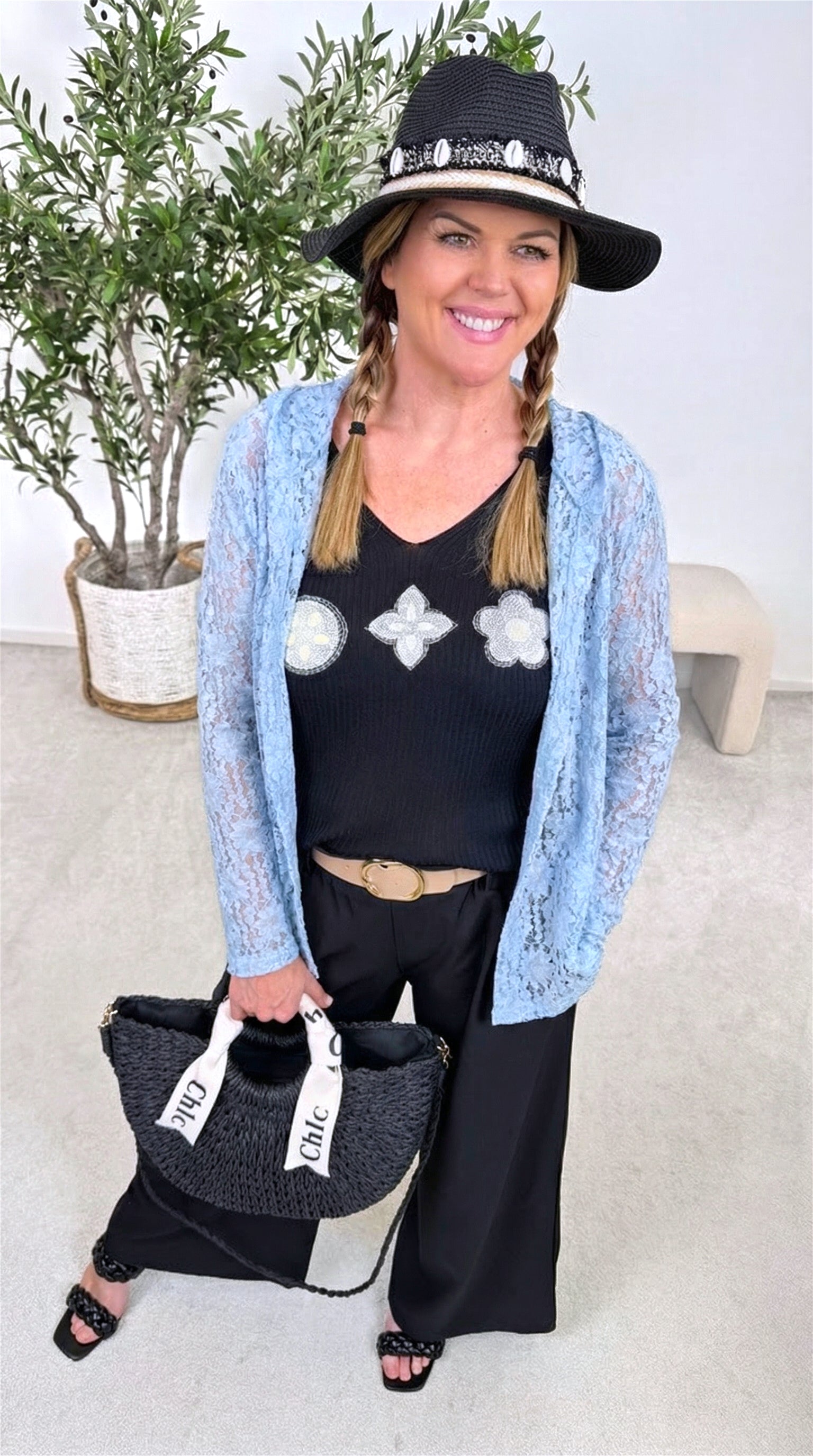 Spitzen-Cardigan Mystic Lace *Hellblau*