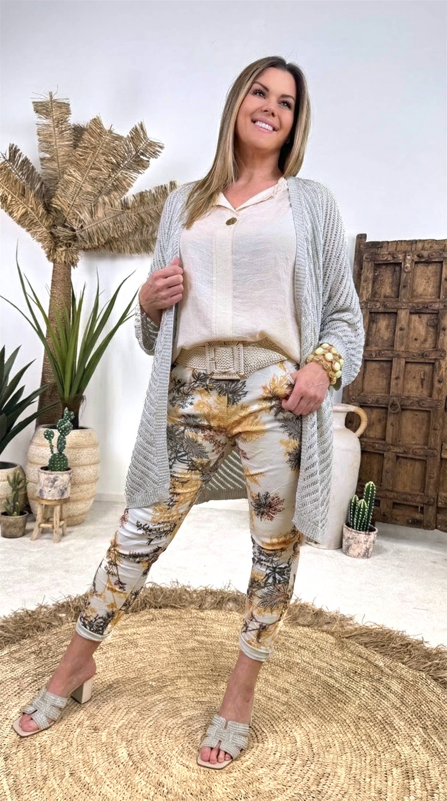 Netz Strickjacke Golden Hour *Grau*