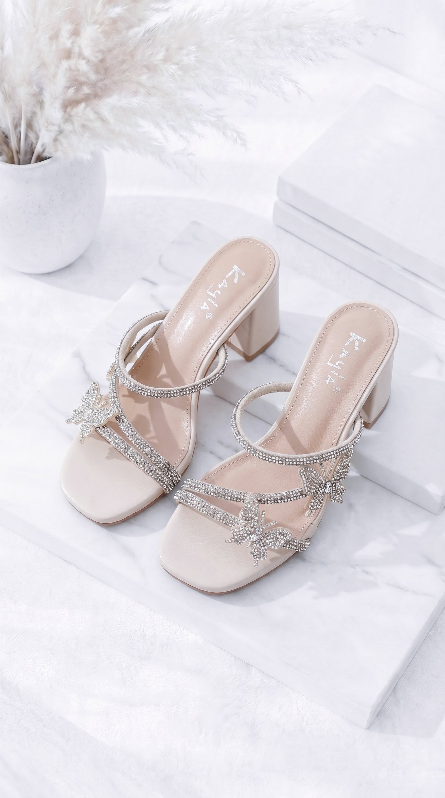 Absatzsandale Magic Flutter