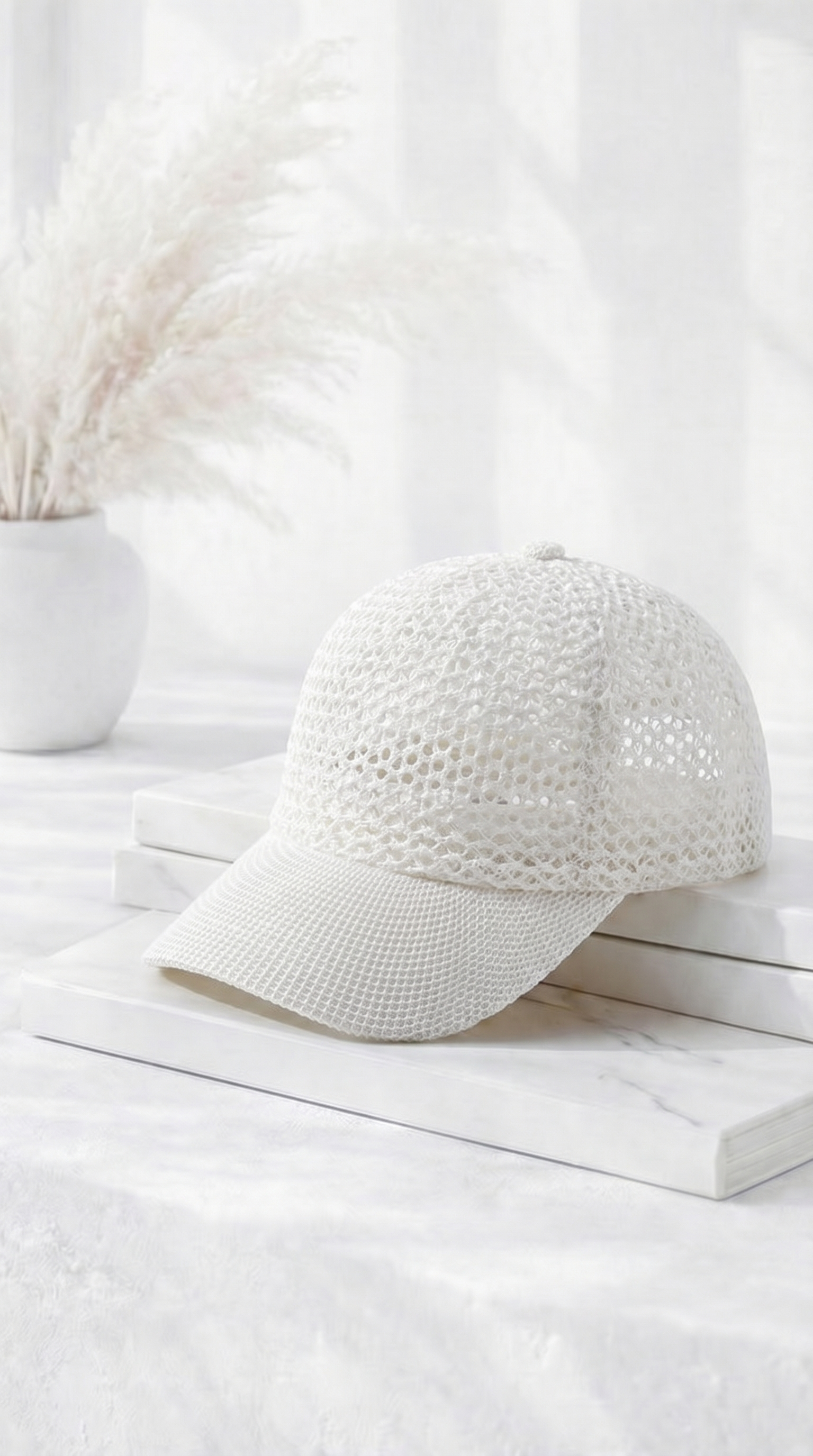 Kappe White Capri