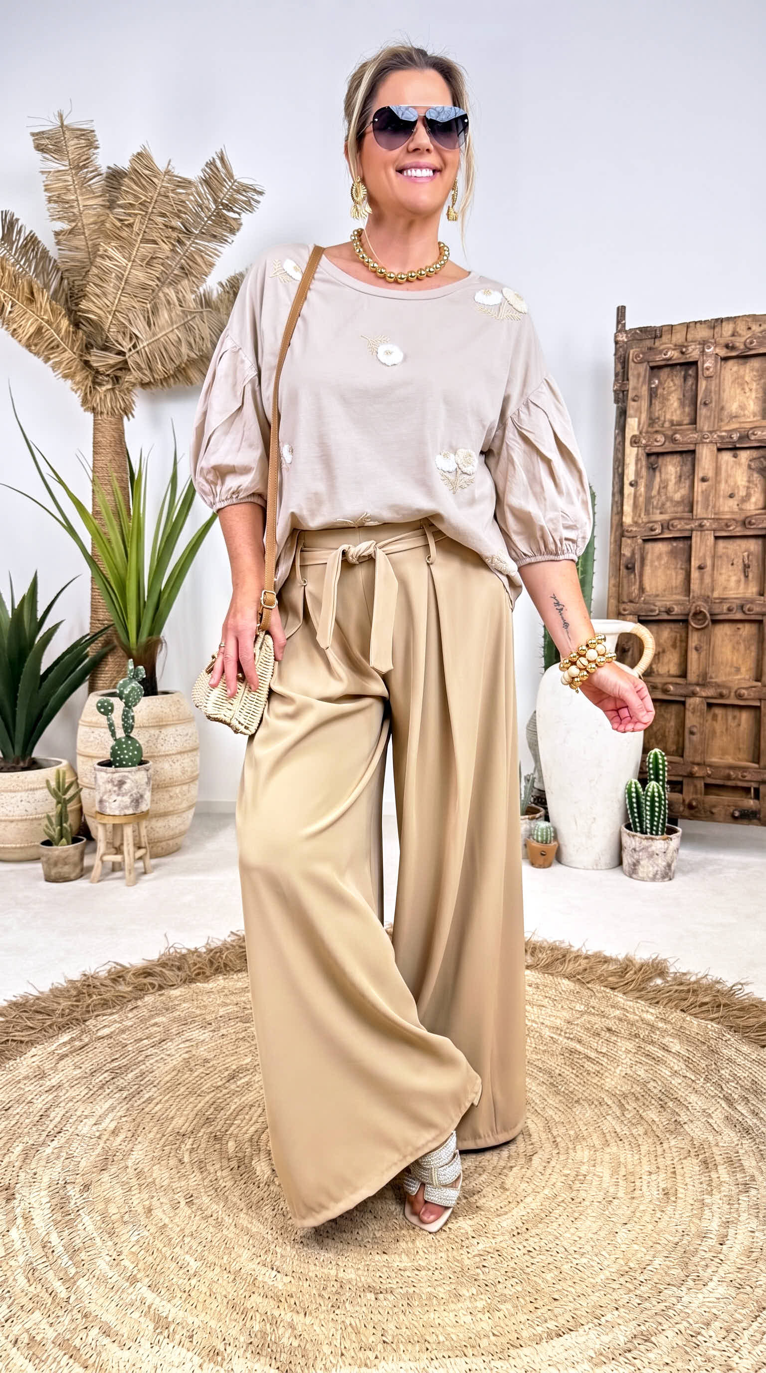 Shirt Flower Touch *Beige*