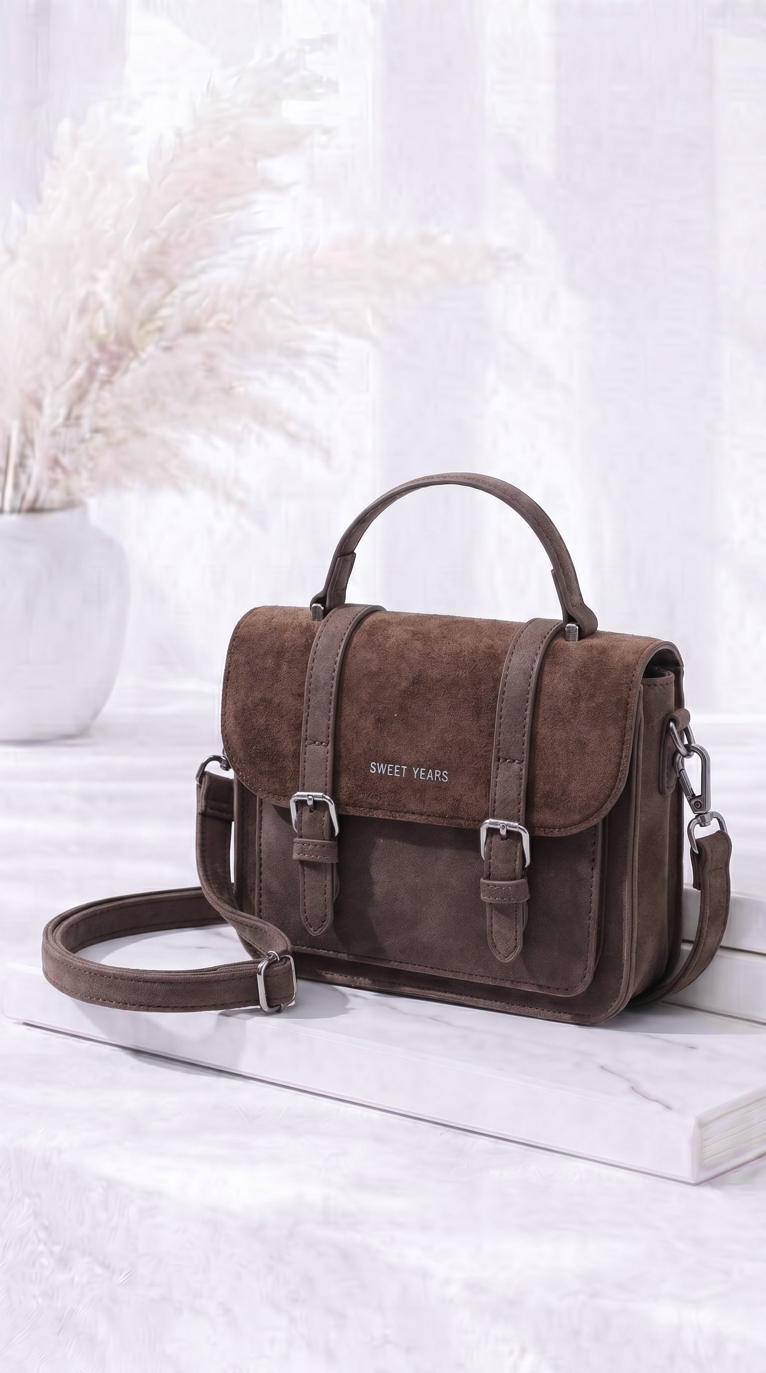 Kleine Handtasche City Classic *Schoko*