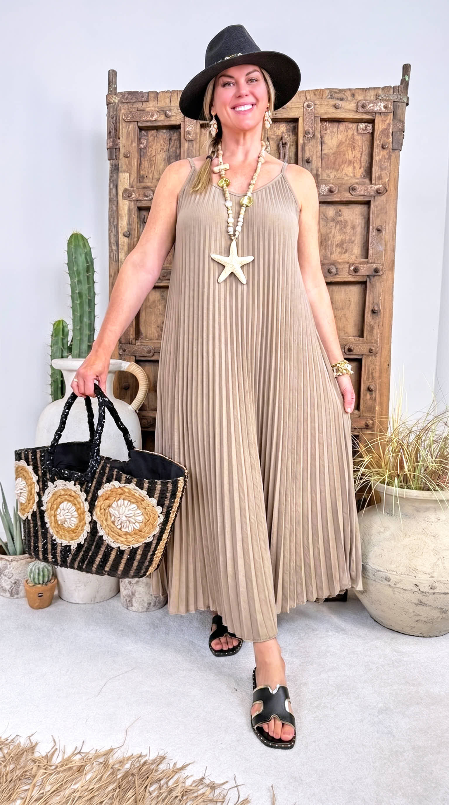 Langes Kleid Plissee Flow *Beige*